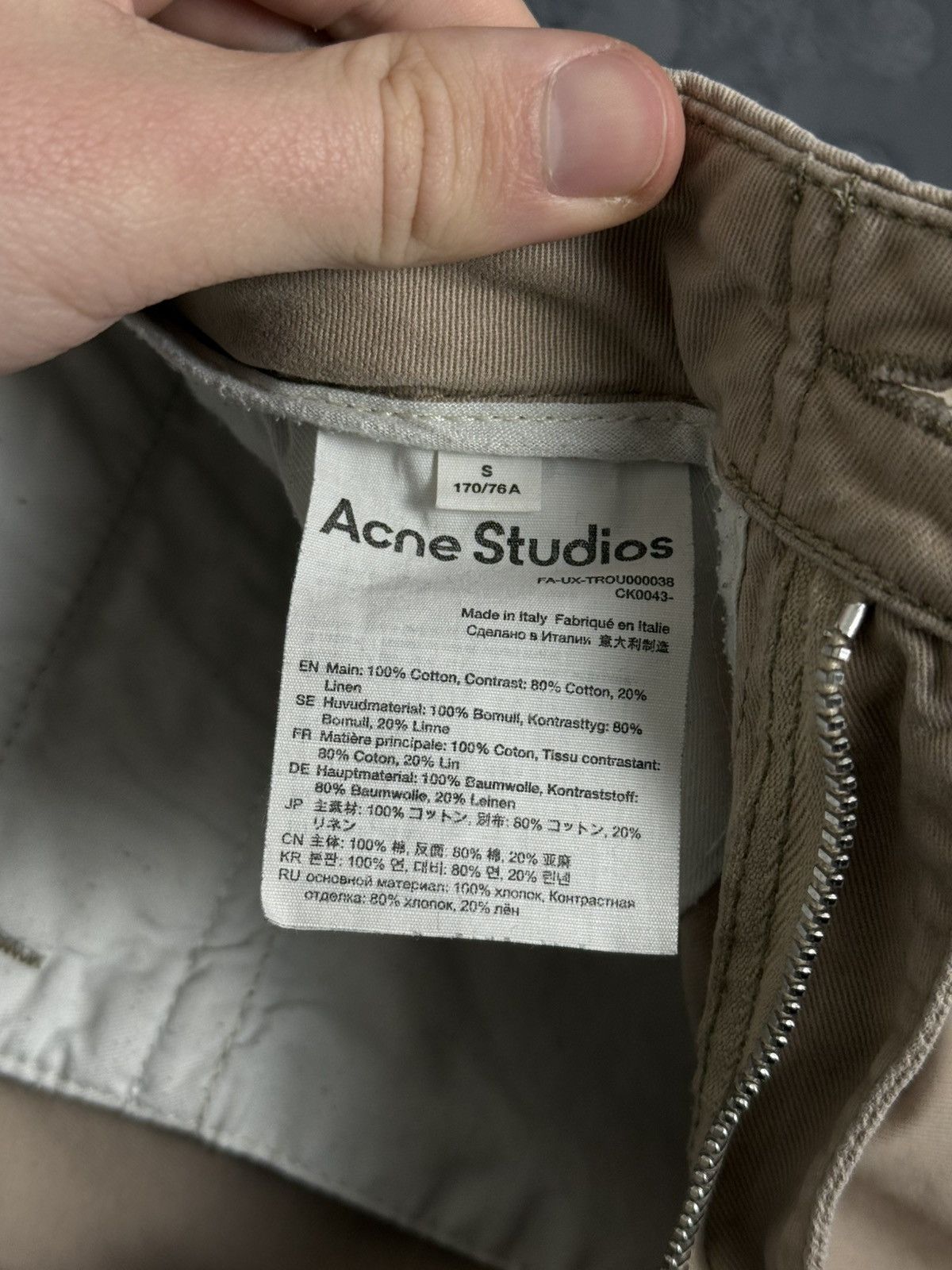 Acne Studios Acne Studios Distressed Workwear Men’s Baggy Pants Size US 28 / EU 44 - 16 Thumbnail