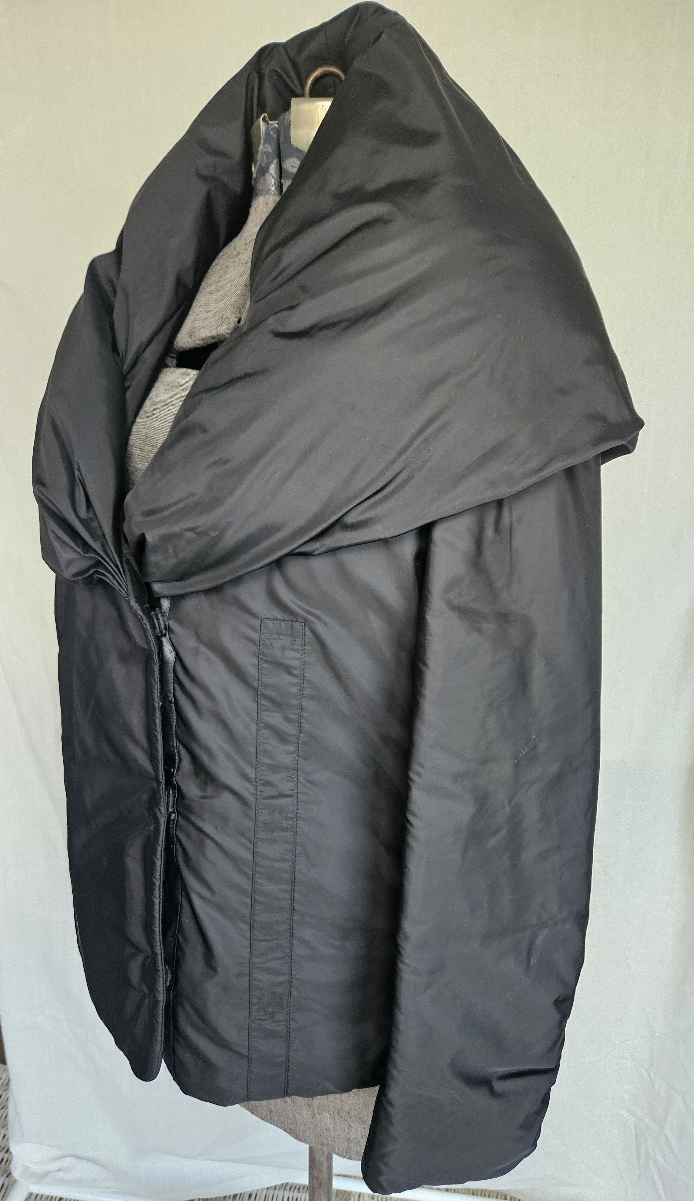 STRENESSE Vintage German Strenesse Size 6 minimalist puffer coat. Size M / US 6-8 / IT 42-44 - 4 Thumbnail