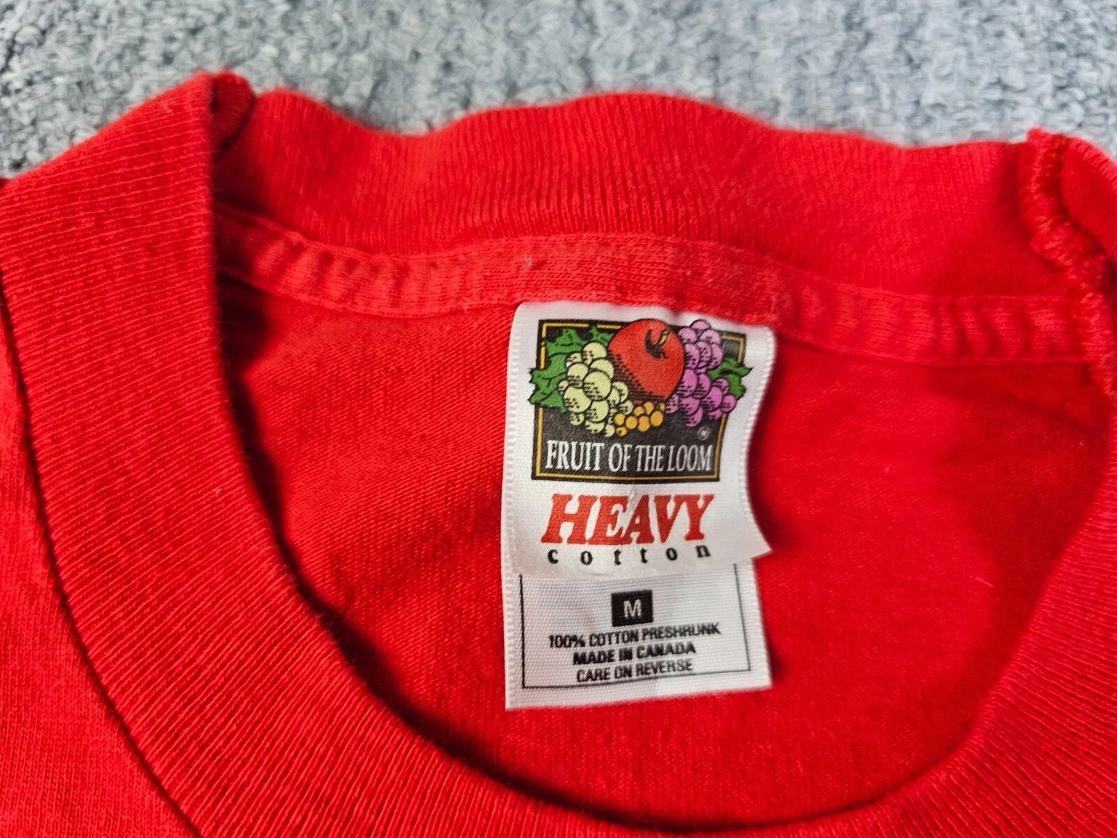 Fruit Of The Loom Vintage Canada Single Stitch Maple Leaf Tee Red Made Canada Size US M / EU 48-50 / 2 - 4 Thumbnail