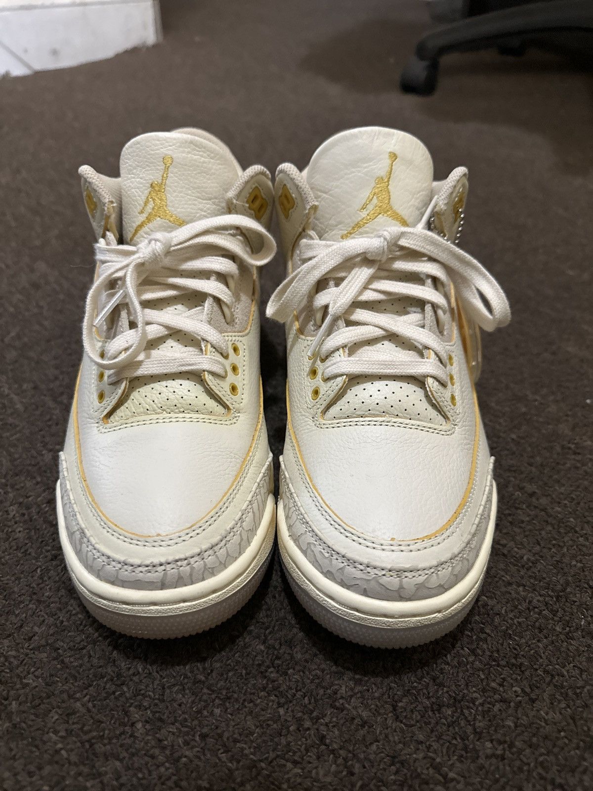 Jordan Brand Air Jordan 3, J balvin Size US 7 / EU 40 - 6 Thumbnail