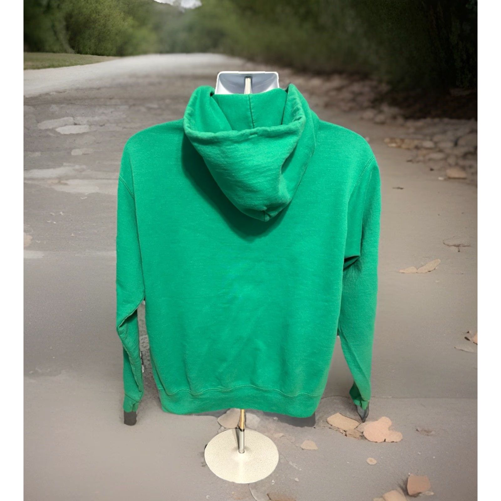 Champion VTG Notre Dame Fighting Irish Champion Hoodie Adult Medium Green Chest Graphic Pullover Hooded Pocket NCAAF Unisex Mens Womens Size US M / EU 48-50 / 2 - 5 Thumbnail