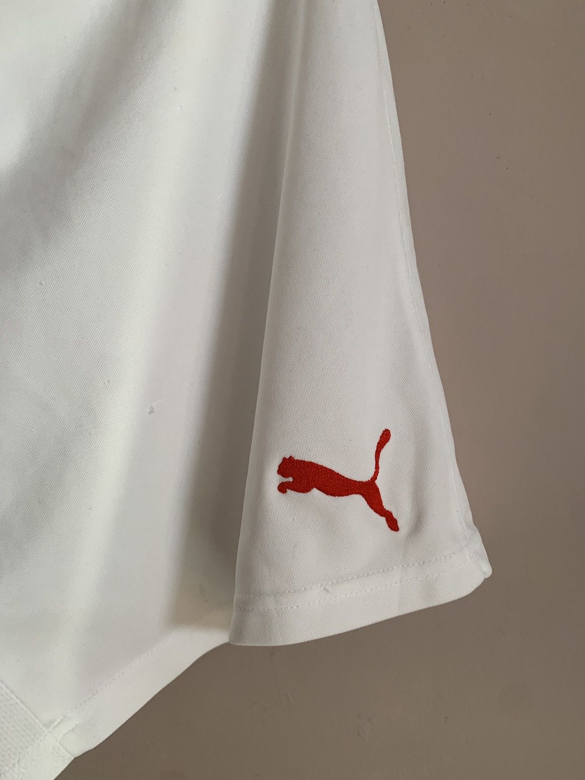 Puma Stuttgart VFB puma home soccer football shorts Germany Size US 34 / EU 50 - 6 Thumbnail