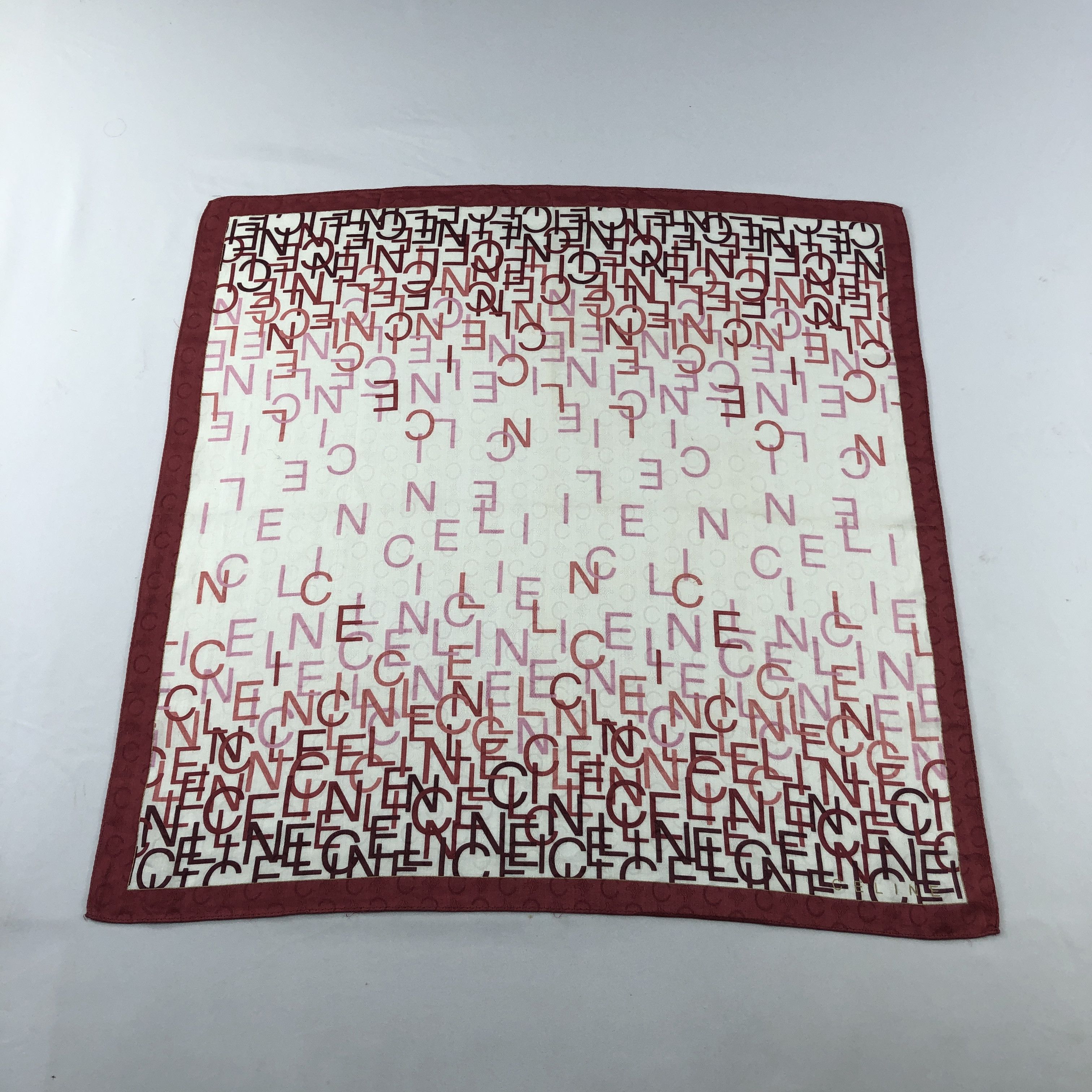 Celine Celine Handkerchief Neckerchief Bandana H3118 Size ONE SIZE - 1 Thumbnail