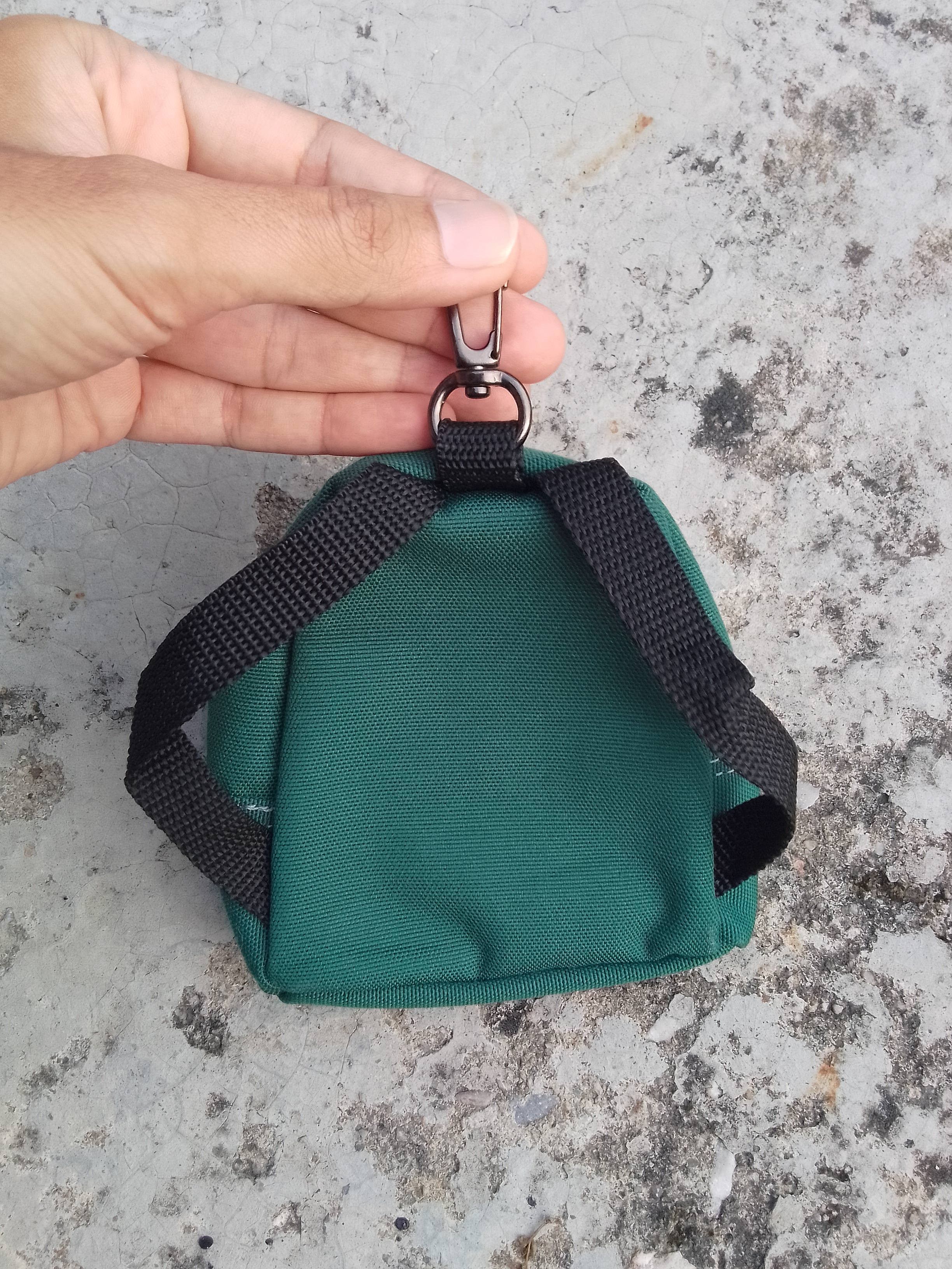 Vintage Vintage rare bitch skateboard mini backpack green Size ONE SIZE - 5 Thumbnail