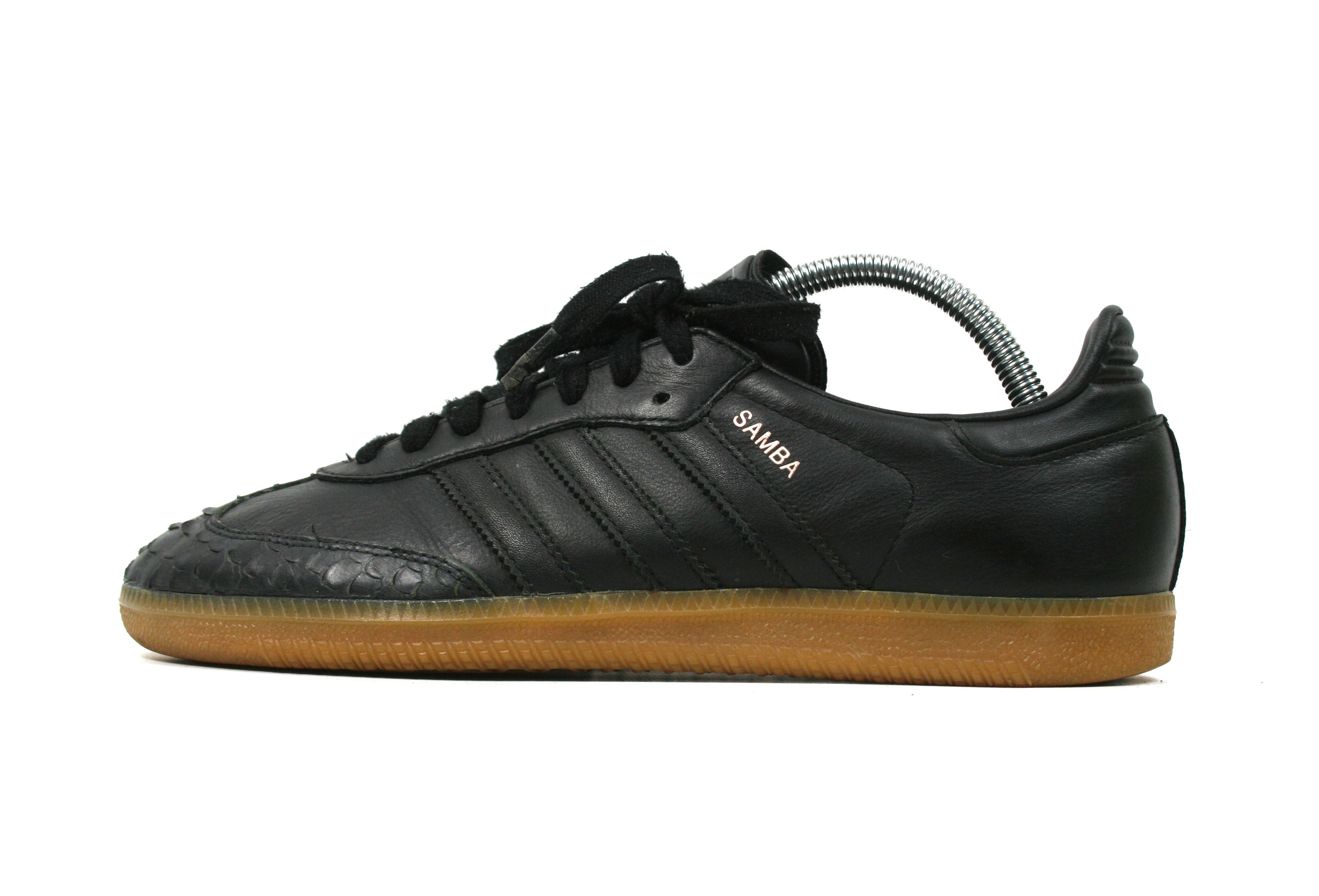 Adidas 2017 Faux Snake Skin Toe Samba Low Sneakers Size US 8.5 / EU 41-42 - 1 Thumbnail
