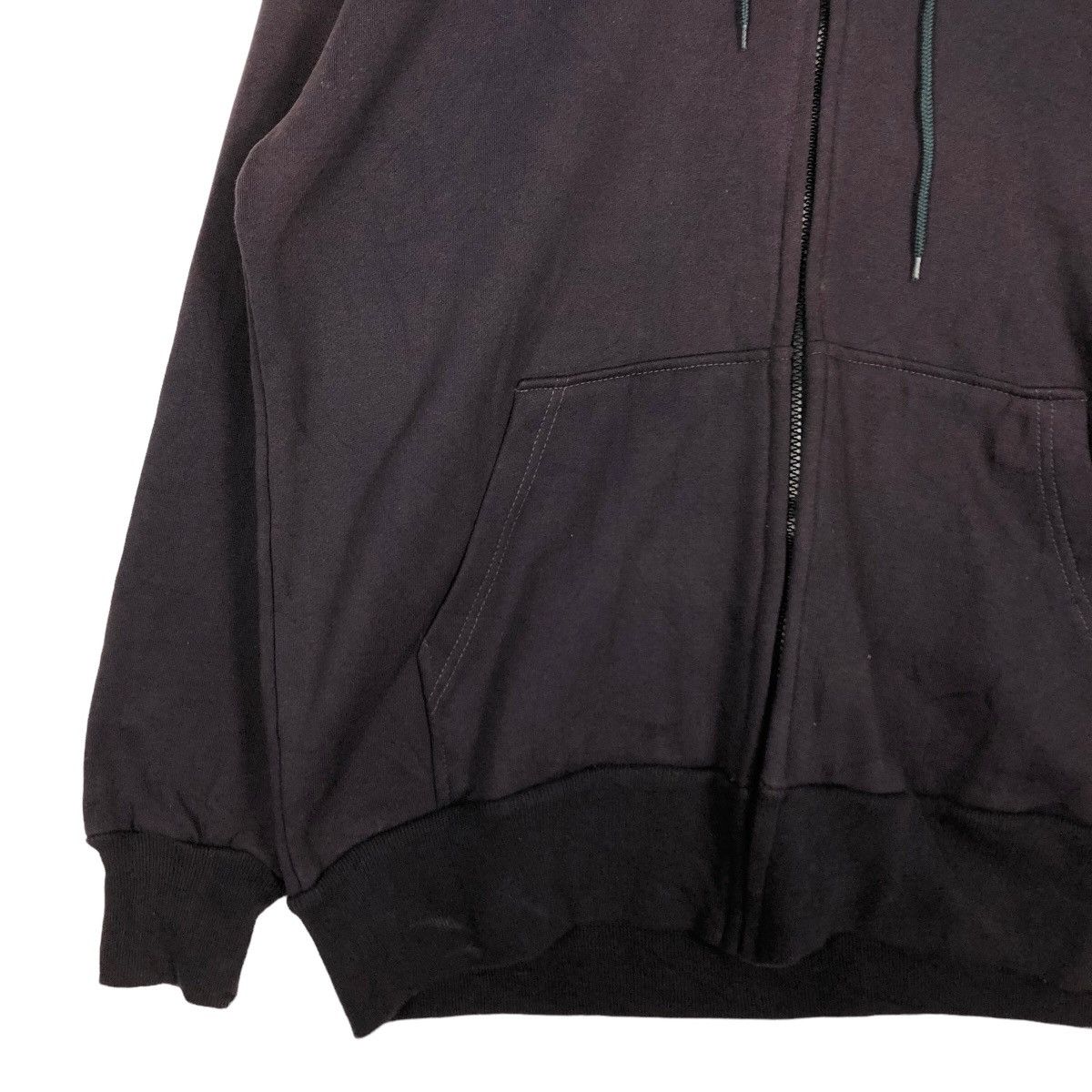 Camber Vintage Hoodie Camber Made in USA London Big Logo Spell Out Size US L / EU 52-54 / 3 - 4 Thumbnail
