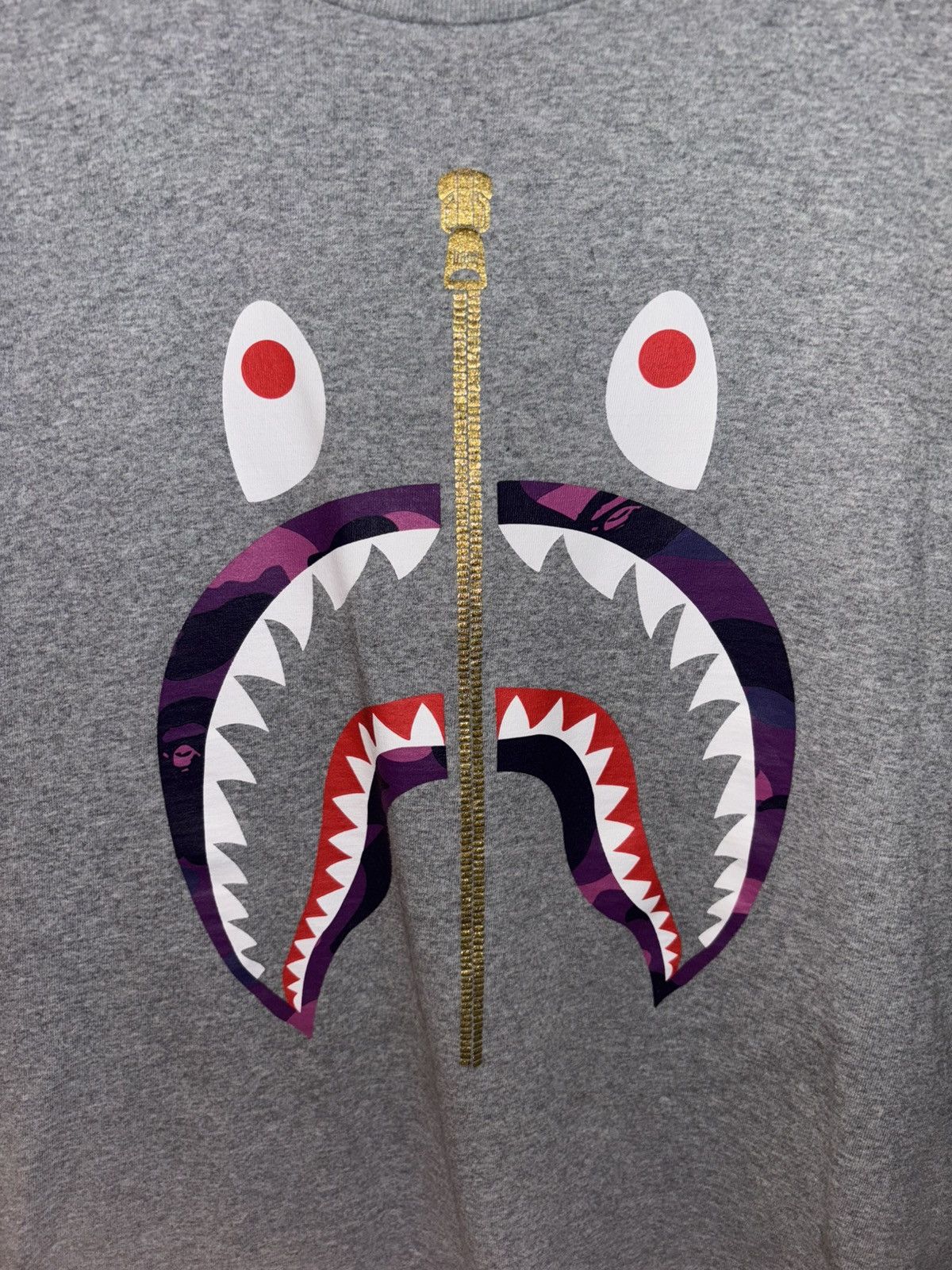 Bape Bape grey shark tee Size US L / EU 52-54 / 3 - 2 Thumbnail