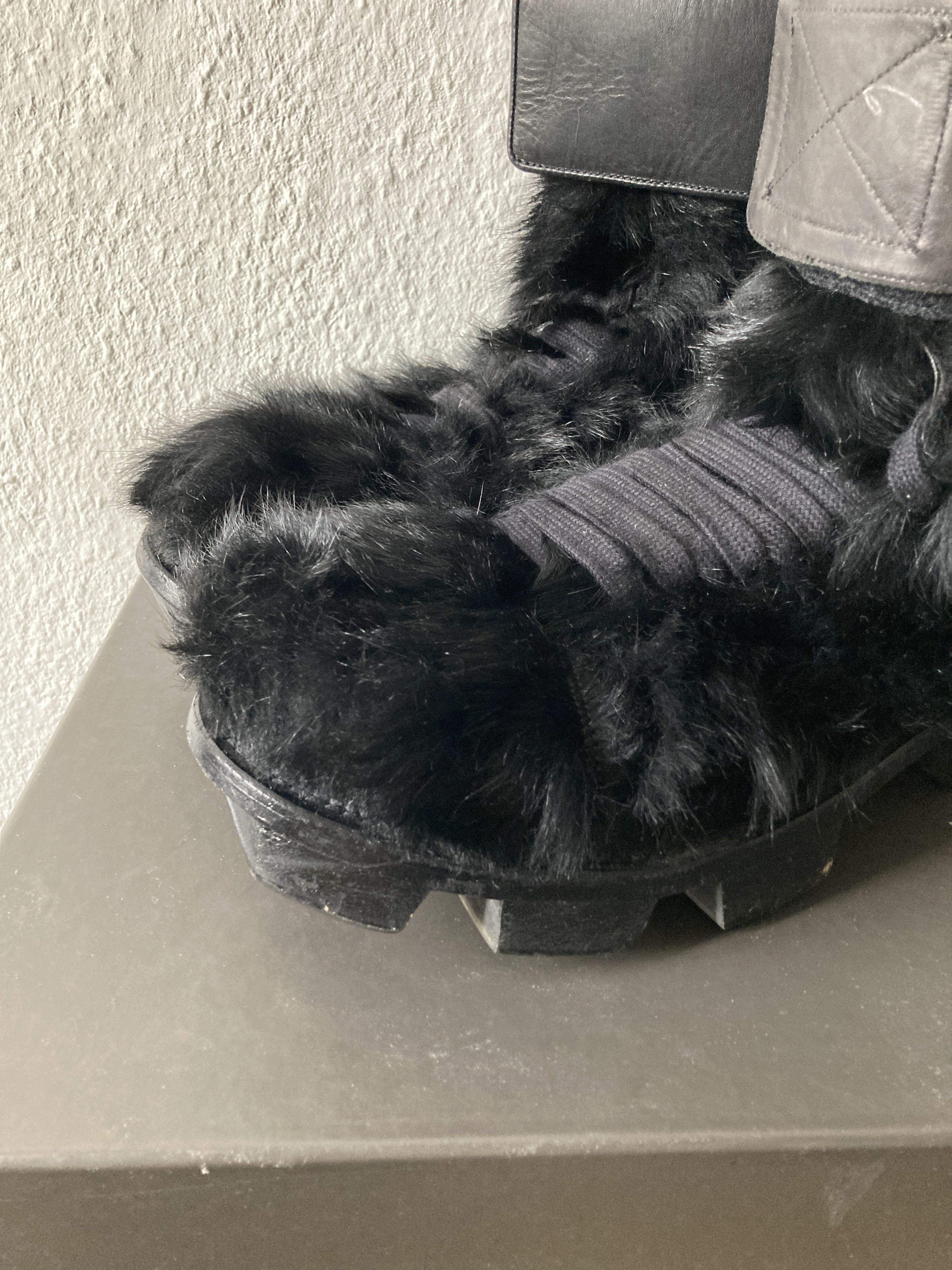 Rick Owens F/W 13 "PLINTH" Runway Fur Hiker Megatooth Boots Rick Owens Size US 11.5 / EU 44-45 - 10 Thumbnail