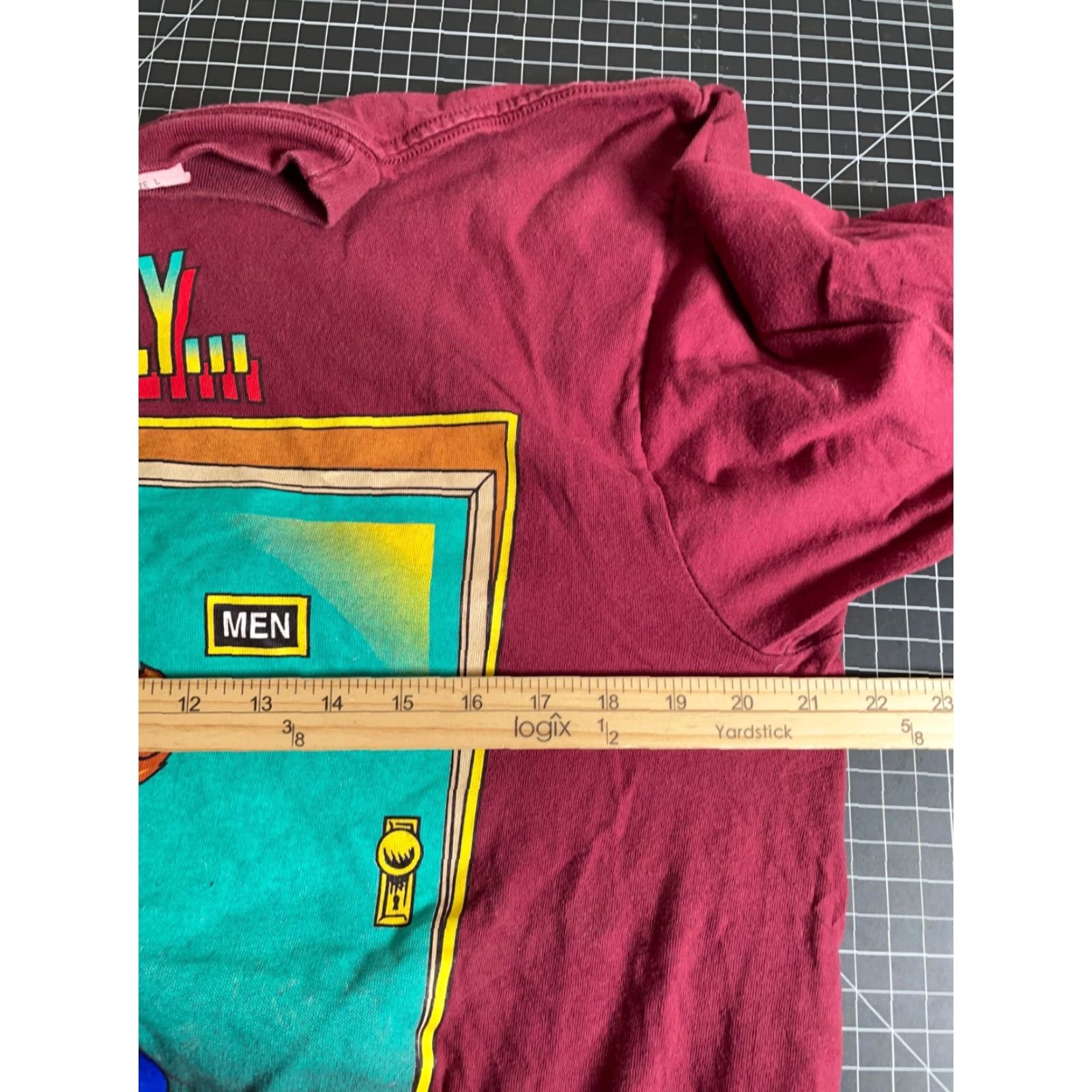 Vintage VINTAGE You Only Rent Beer Shirt Adult Large Dark Red Graphic Print Men’s T-Shirt 2000s Funny Animals Shirt Mens Size US L / EU 52-54 / 3 - 5 Thumbnail