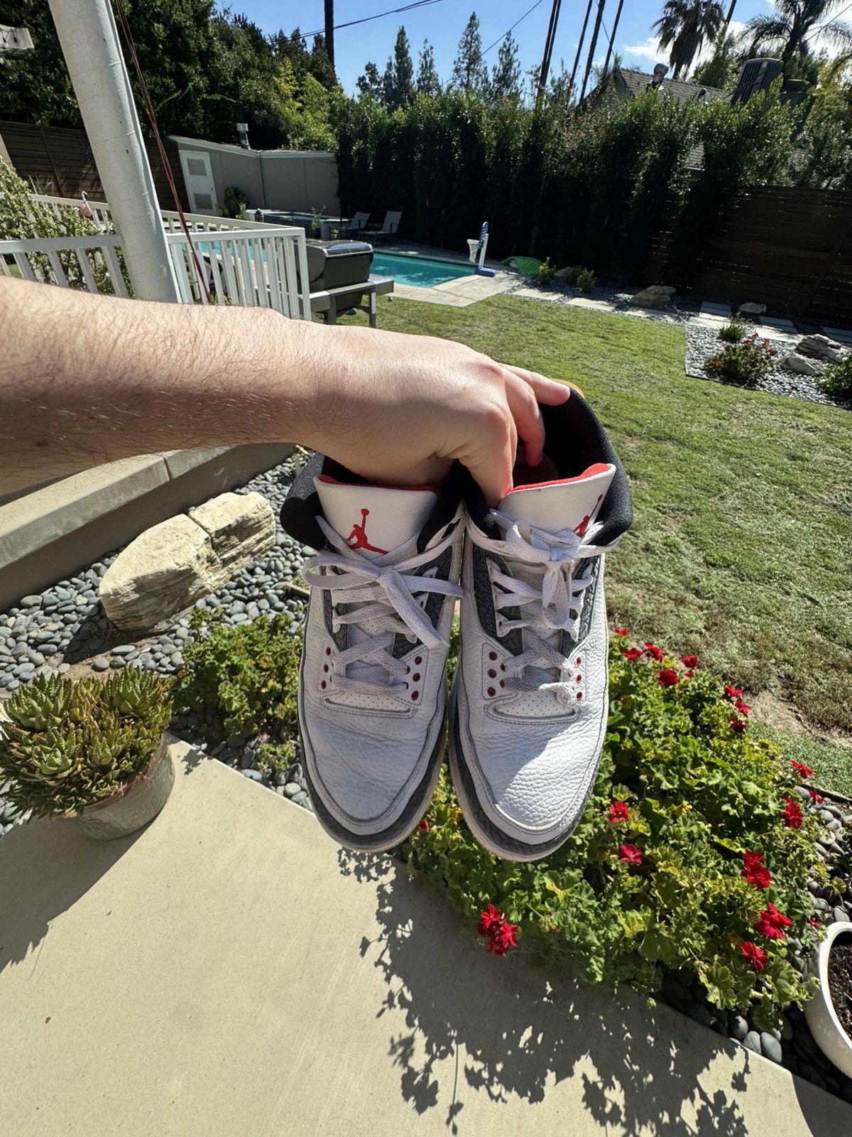 Jordan Brand Jordan 3 SE Fire Red Denim (2020) Size US 12 / EU 45 - 7 Thumbnail