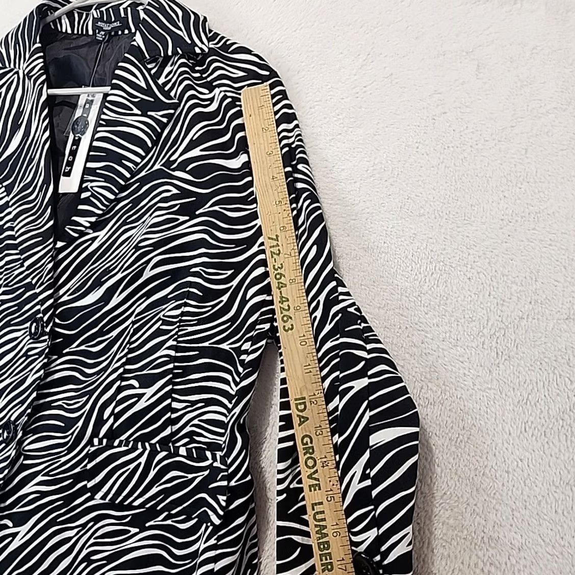 Vintage Notations Women's Plus Size 2X Black White Zebra Print Blazer Shirt Blazer Women 2X Zebra Print with Pockets XL 2X Size XXL / US 16-18 / IT 52-54 - 6 Thumbnail