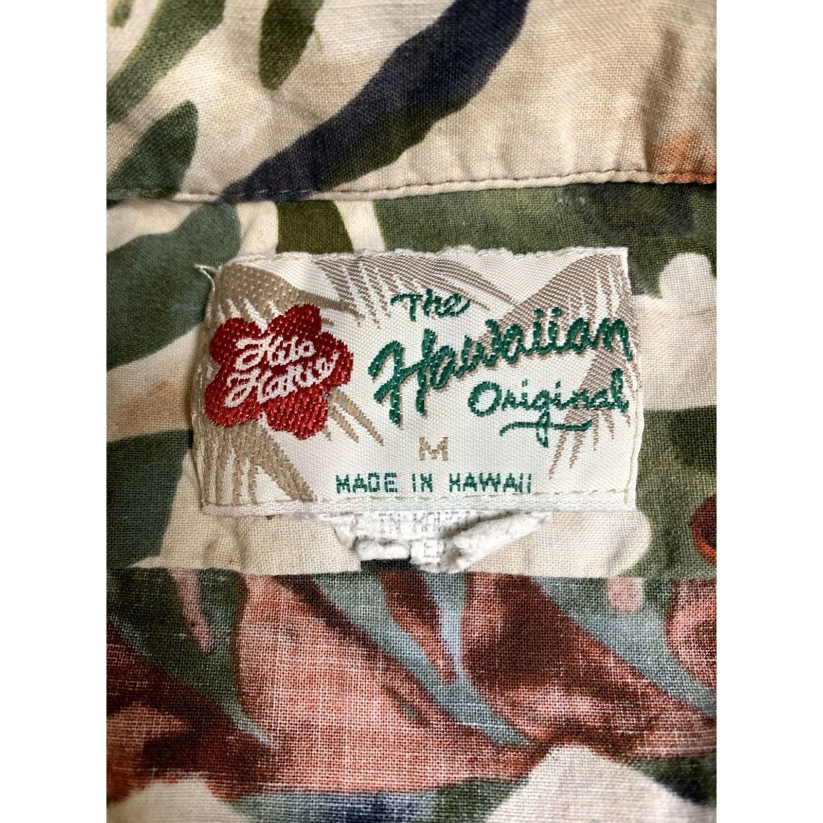 Hilo Hattie VINTAGE Hilo Hattie Hawaiian Shirt Mens M Short Sleeve Pineapple Leaves USA Size US M / EU 48-50 / 2 - 3 Thumbnail