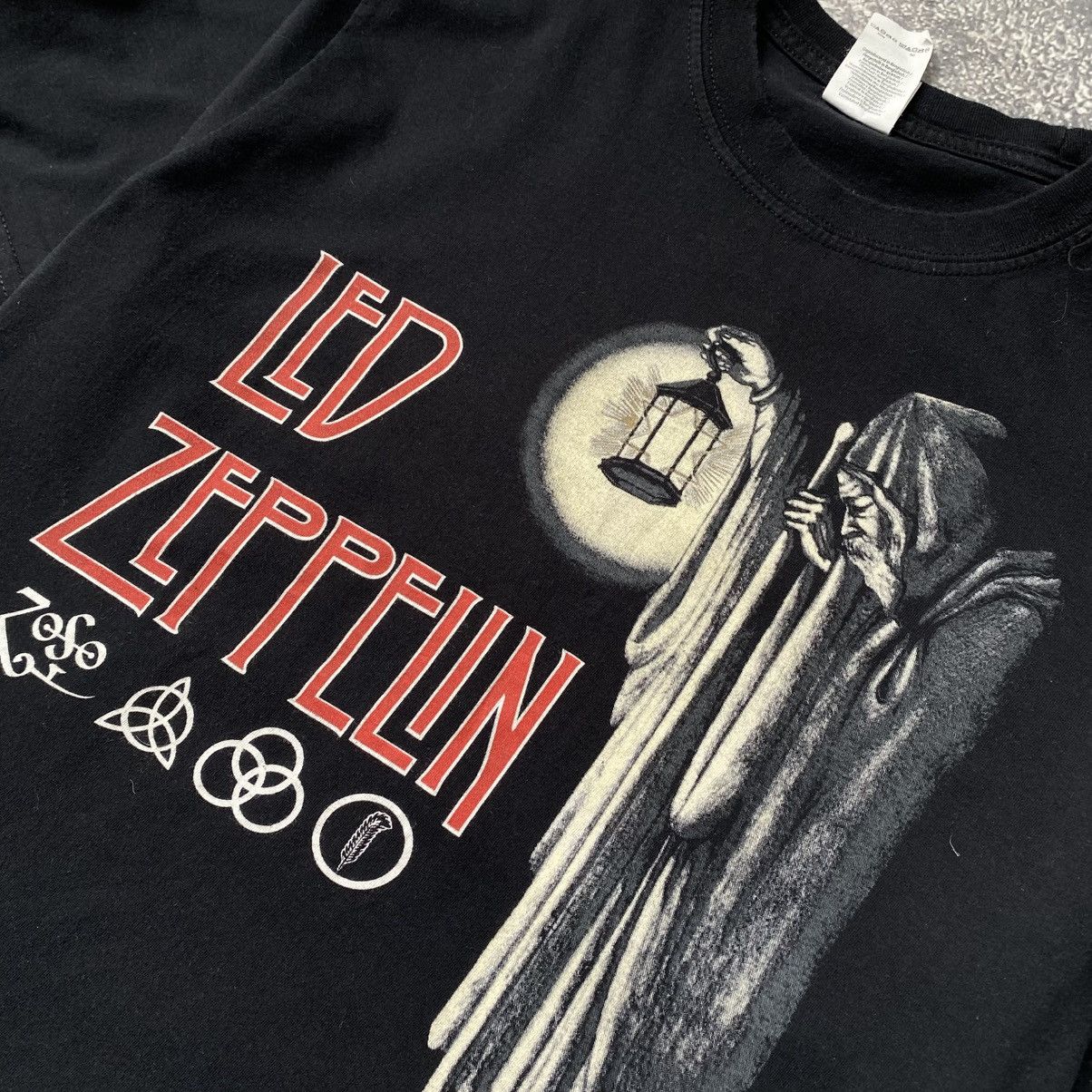 Band Tees Vintage Led Zeppelin Big Logo Rock Band black tee Size US M / EU 48-50 / 2 - 3 Thumbnail