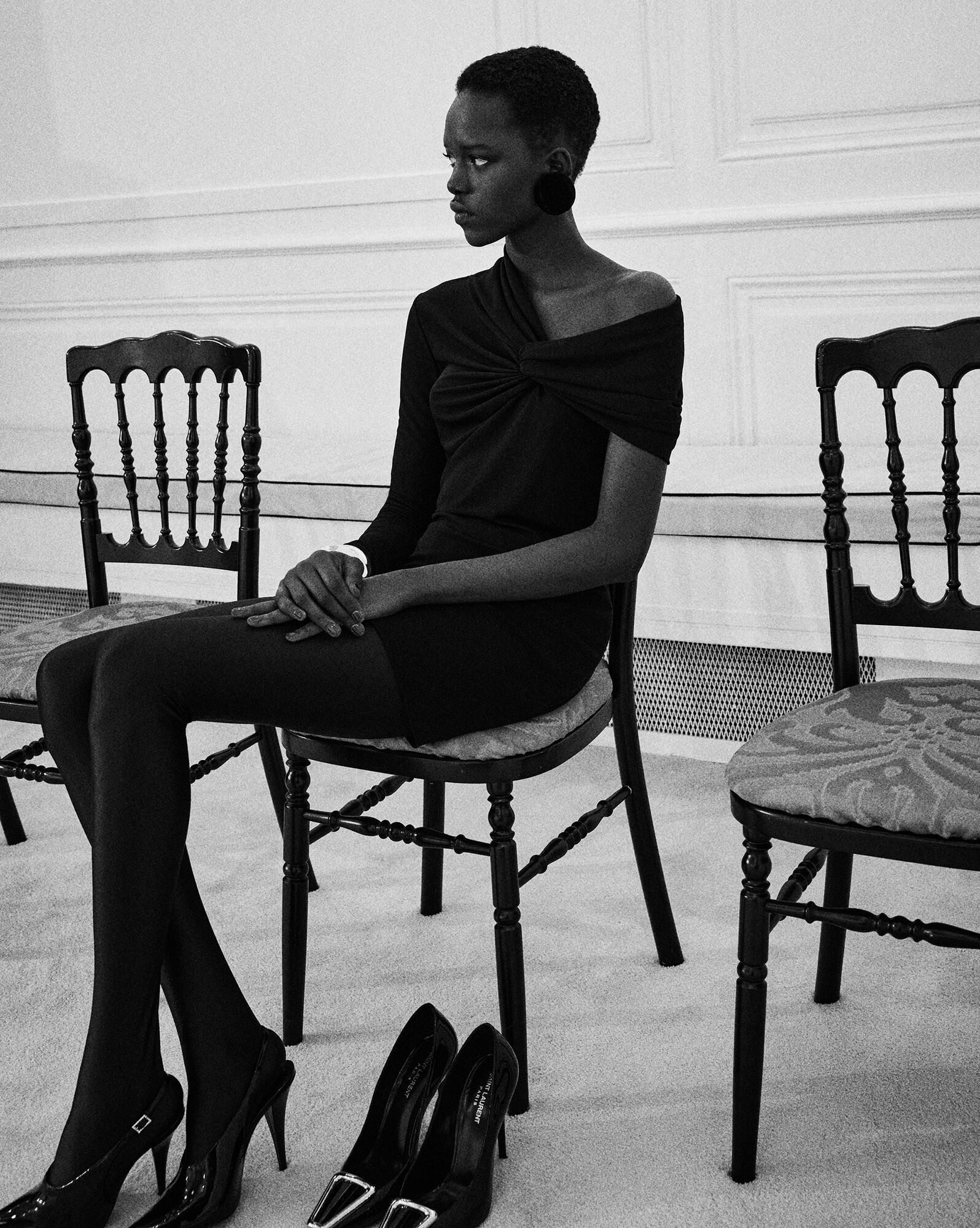 Saint Laurent Paris oc11z1125 One Shoulder Dress in Crepe Jersey in Noir Size XS / US 0-2 / IT 36-38 - 3 Thumbnail