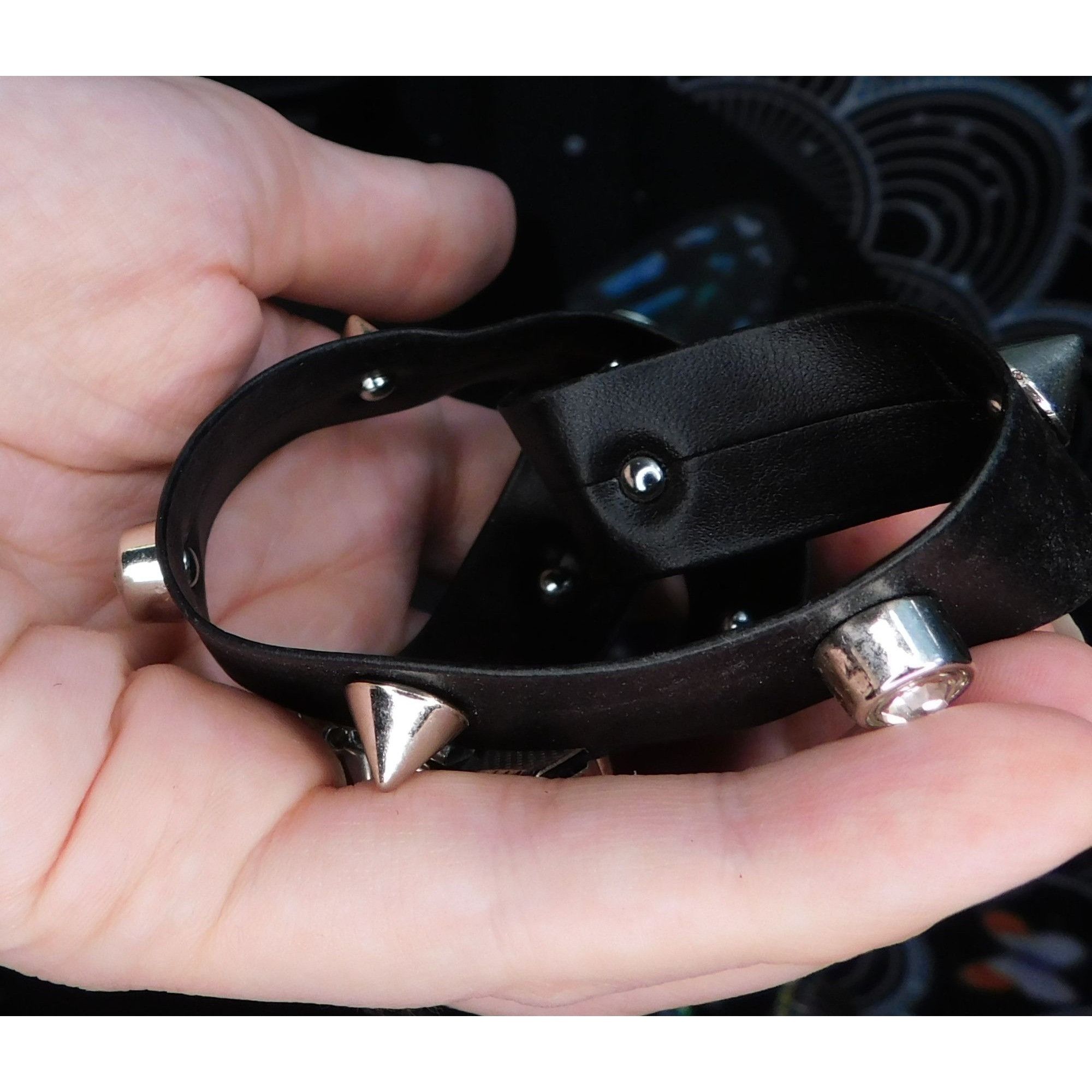 Other Gothic Spike And Gem Studded Faux Leather Choker Size ONE SIZE - 6 Thumbnail