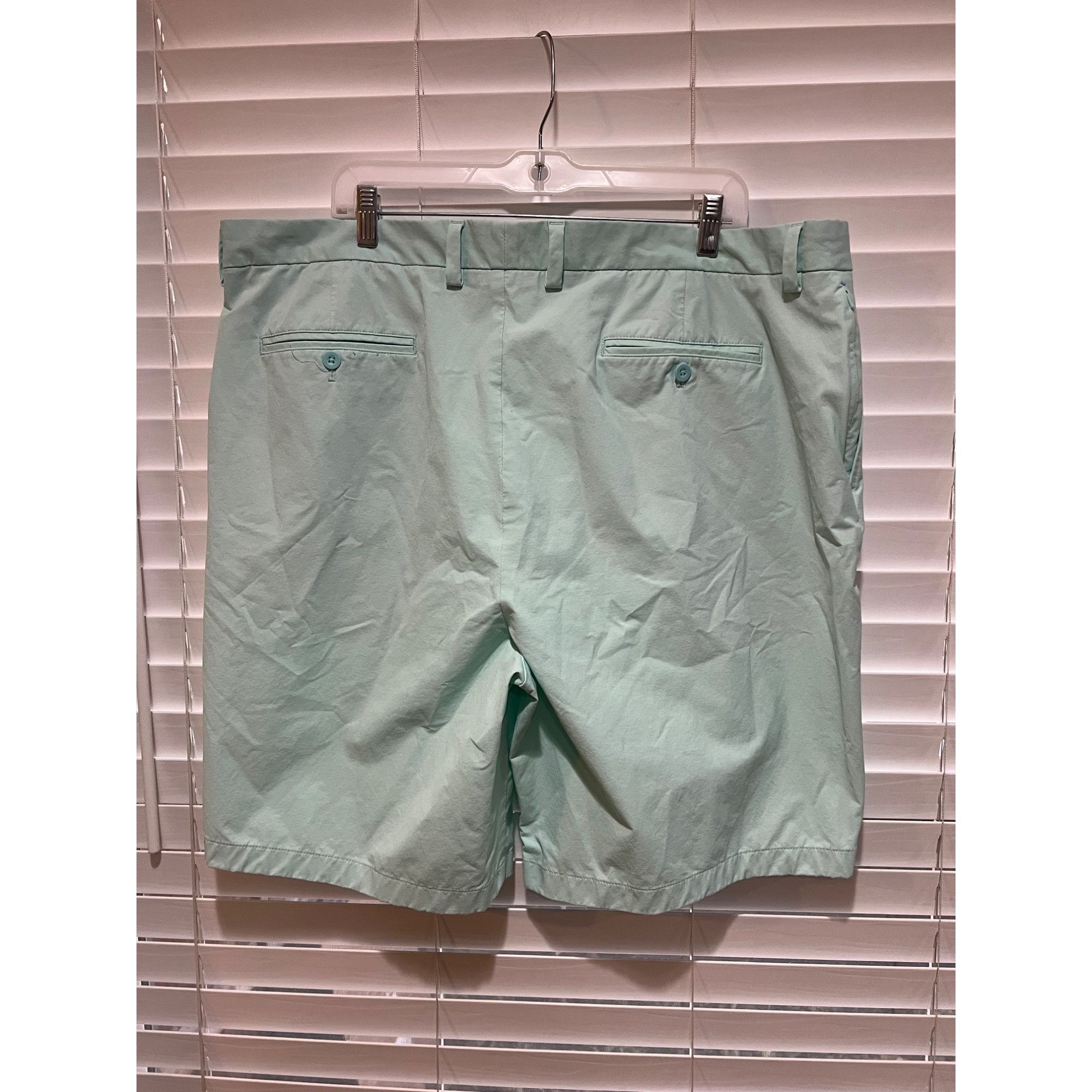 Vineyard Vines Vineyard Vines Mens OTG Performance Shorts - Size 42 Size US 42 / EU 58 - 2 Thumbnail