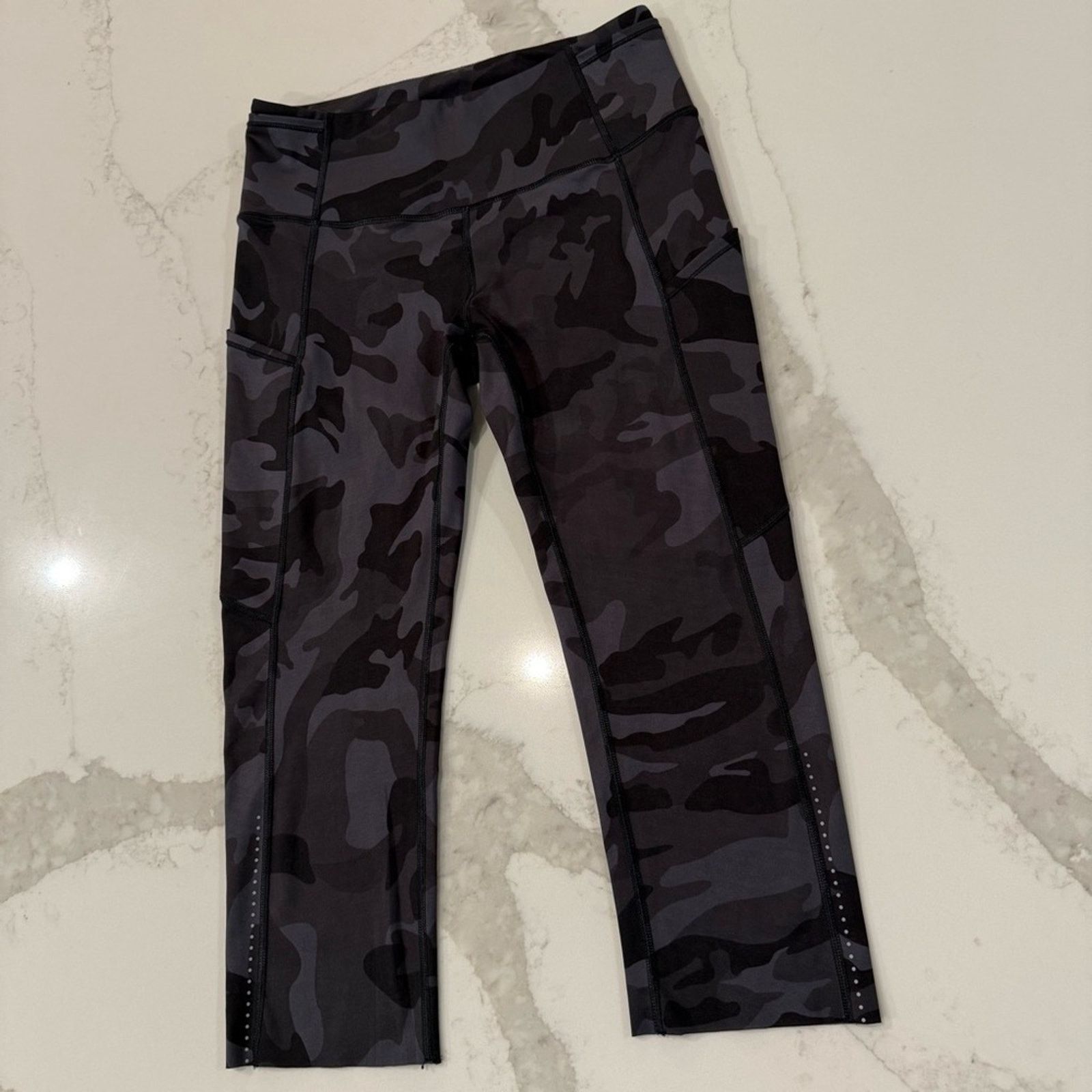 Lululemon Lululemon Fast & Free High Rise Crop Leggings Women’s 6 Gray Size 28" / US 6 / IT 42 - 2 Thumbnail