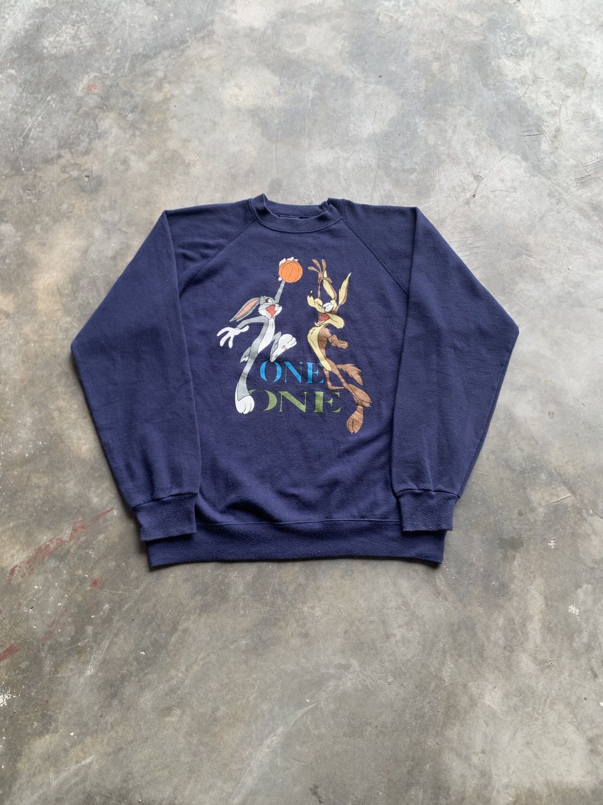 Vintage Vintage 1993 warner bros sweatshirt Size US M / EU 48-50 / 2 - 1 Thumbnail