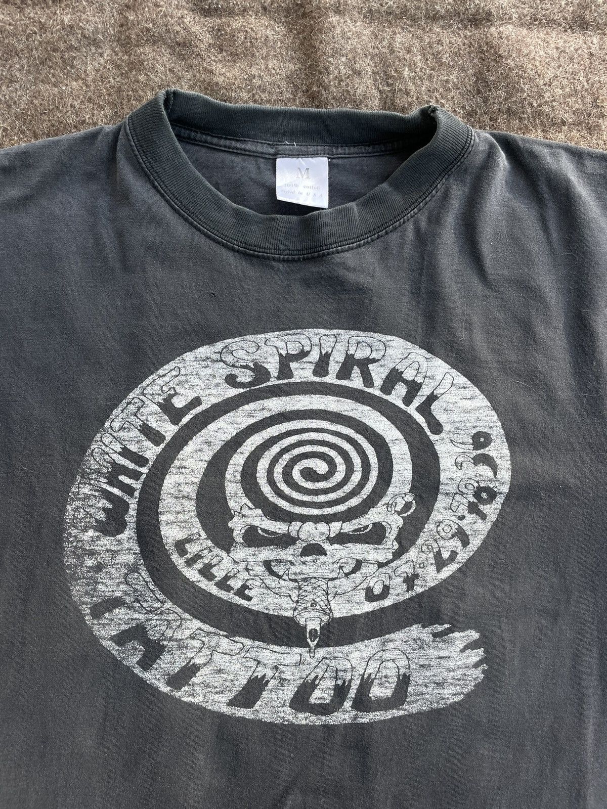 Vintage Vintage Tatoo Studio Merch T-shirt Size US M / EU 48-50 / 2 - 2 Thumbnail
