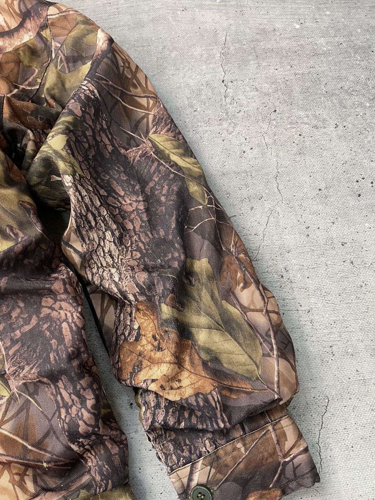 Realtree Crazy Y2K Vintage Camo Realtree Army Military jacket Size US L / EU 52-54 / 3 - 13 Thumbnail