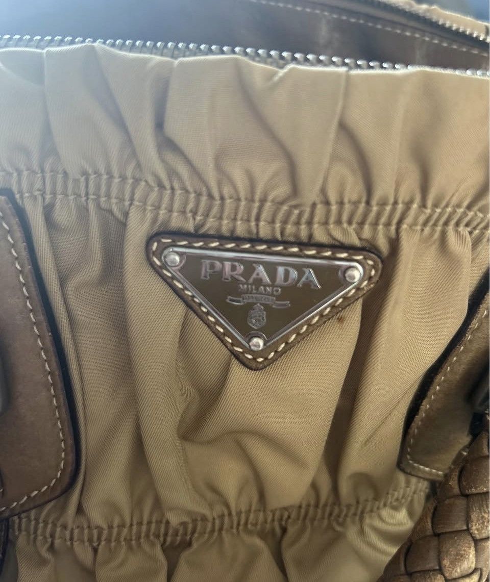Prada Prada Tessuto Gaufre nylon satchel - Rare find Size ONE SIZE - 4 Thumbnail