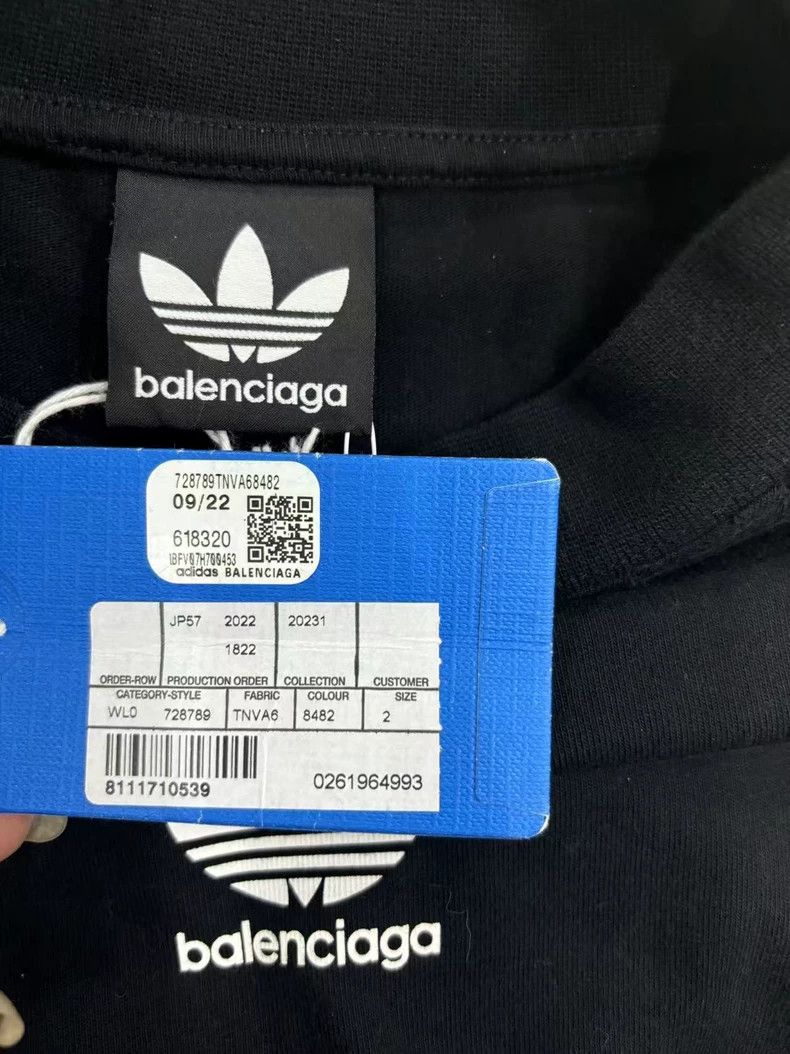 Balenciaga Balenciaga size 2 Adidas New York Stock Exchange Show Long Size US M / EU 48-50 / 2 - 3 Thumbnail