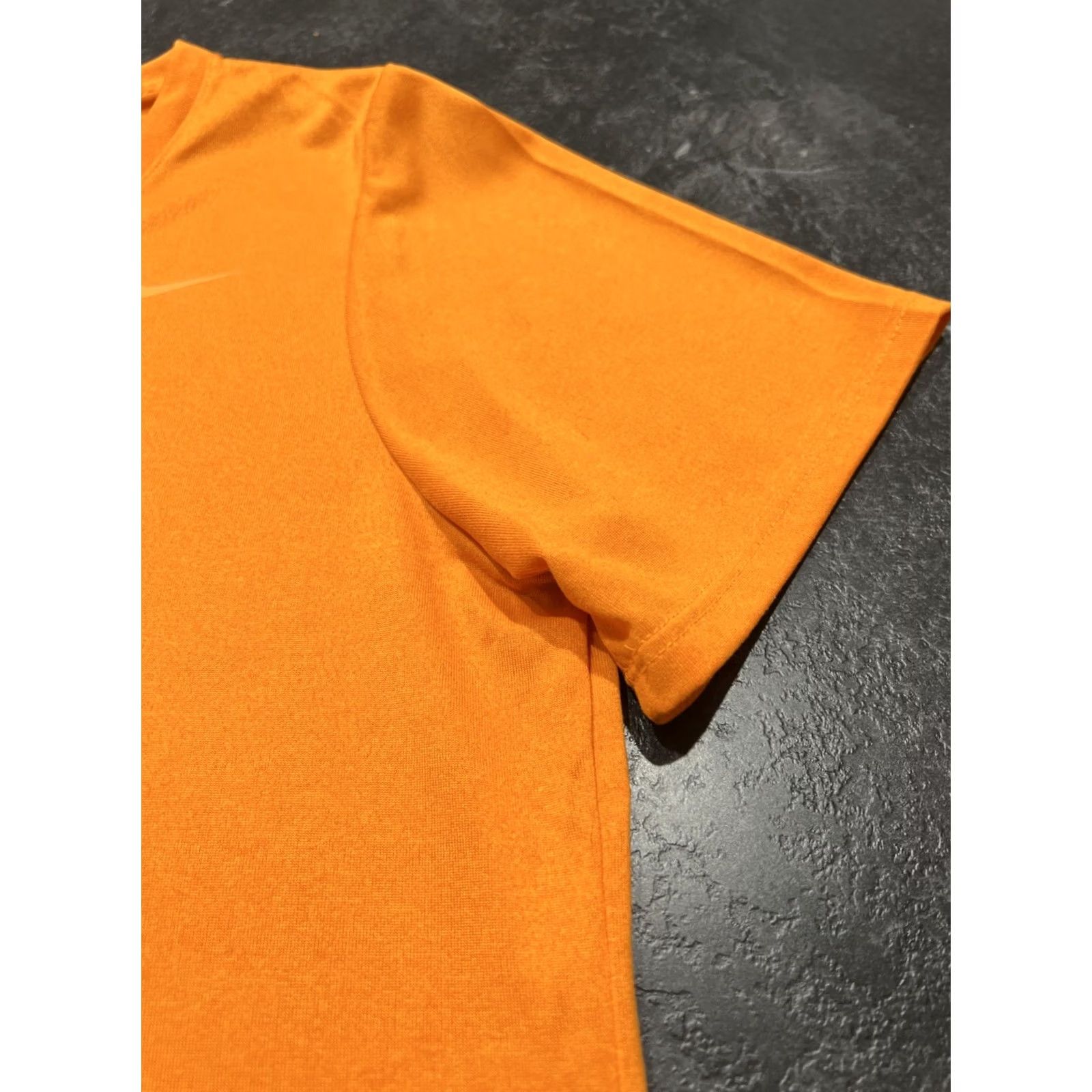Nike VINTAGE Women’s Nike Dri-Fir Orange V Neck Shirt Size XL Size XL / US 12-14 / IT 48-50 - 5 Thumbnail