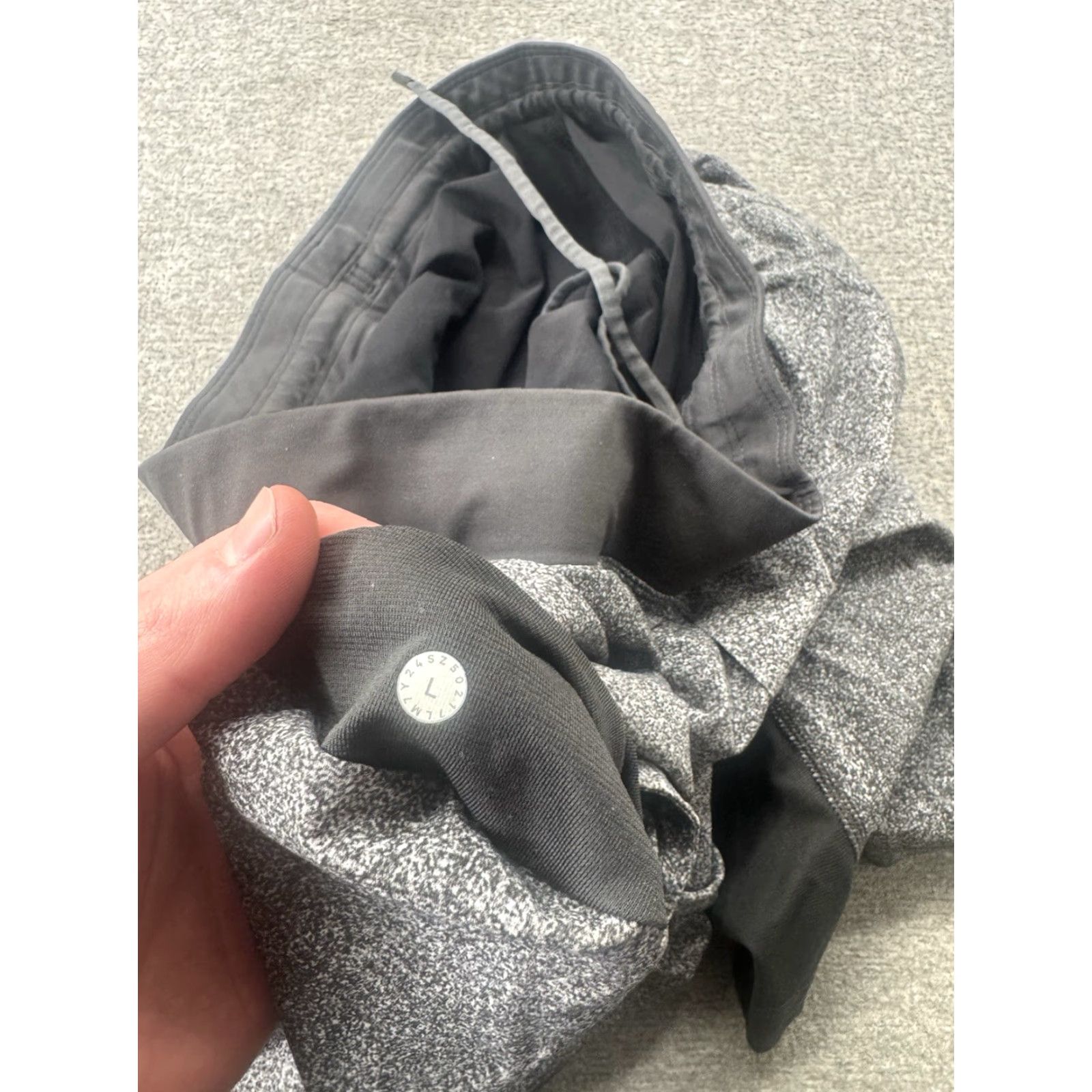 Lululemon Lululemon T.H.E. Short Men’s L 8” Gray Black Athletic Gym Shorts | Cross Training | Running & Jogging | Regular Size Size US 33 - 6 Thumbnail