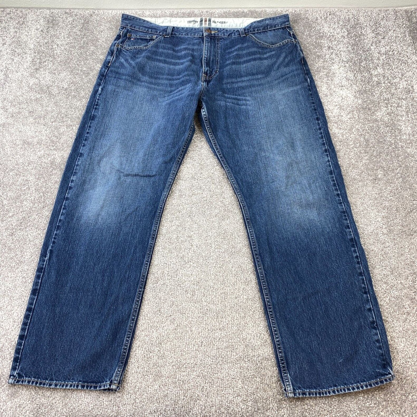 Tommy hilfiger freedom relaxed fashion fit jeans