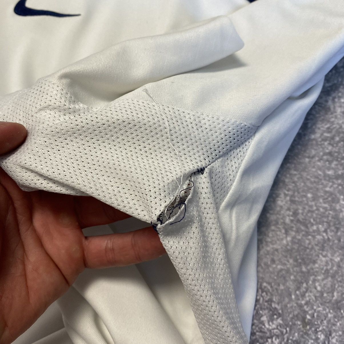 Vintage Vintage Nike Paris Saint-Germain Men’s Soccer Jersey Size US S / EU 44-46 / 1 - 12 Thumbnail