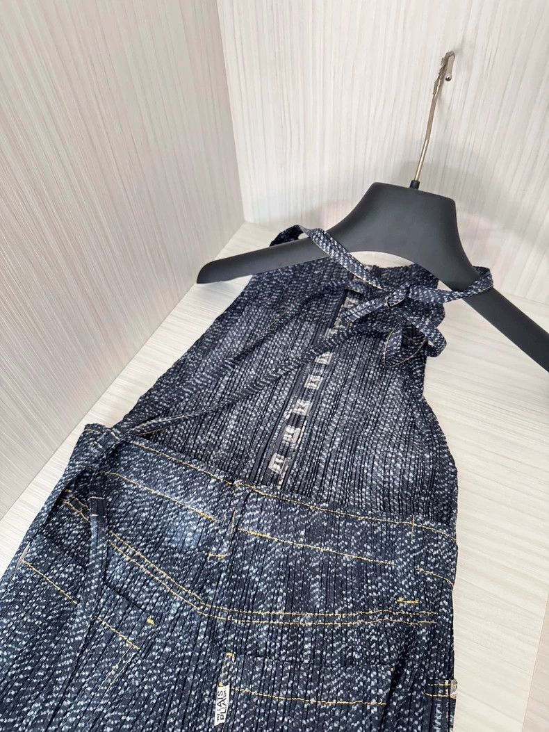 Issey Miyake Issey Miyake size:3 Blue pleated dress Size S / US 4 / IT 40 - 4 Thumbnail