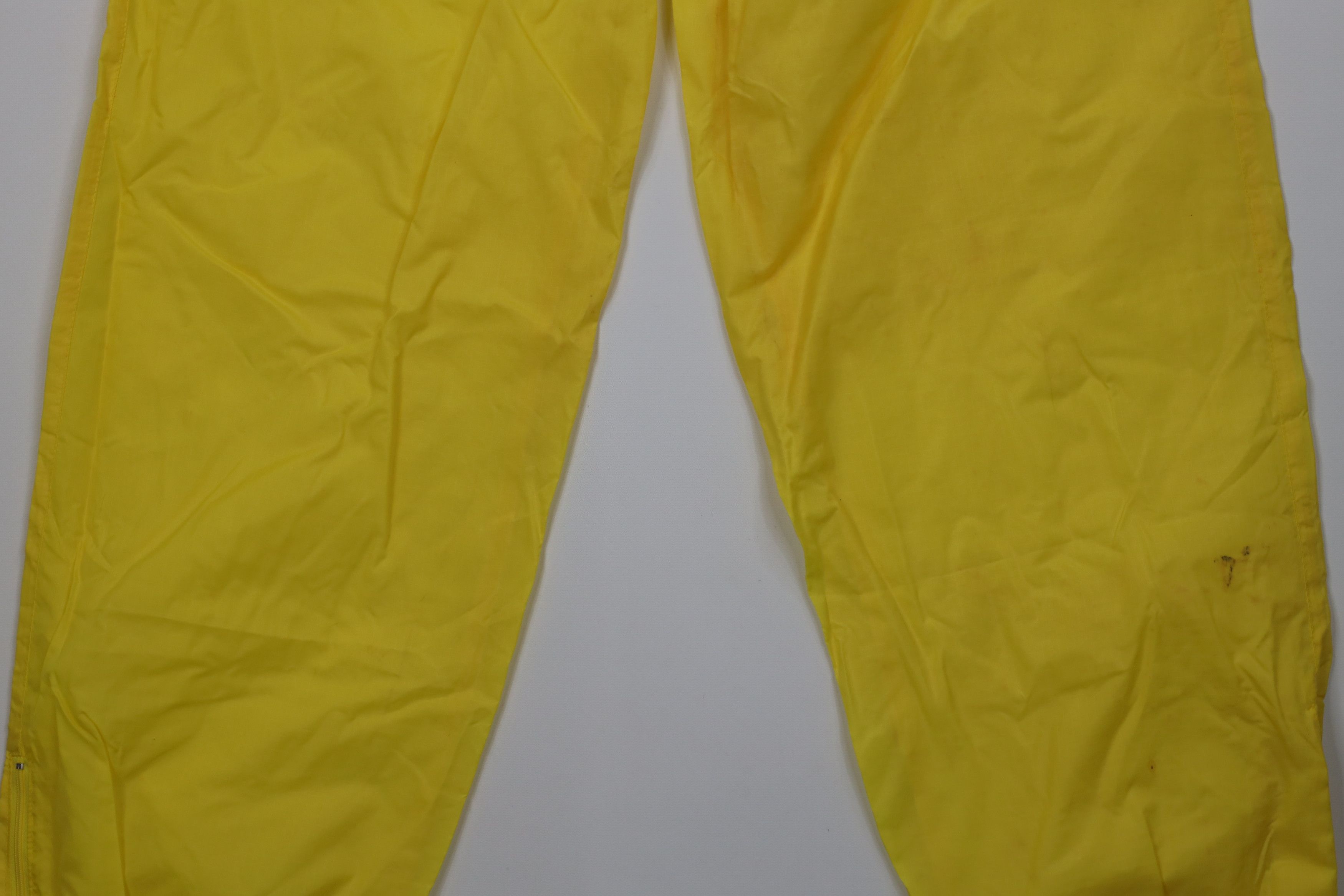 Vintage Vintage 90s Streetwear Windbreaker Joggers Pants Packable Size US 34 / EU 50 - 14 Thumbnail