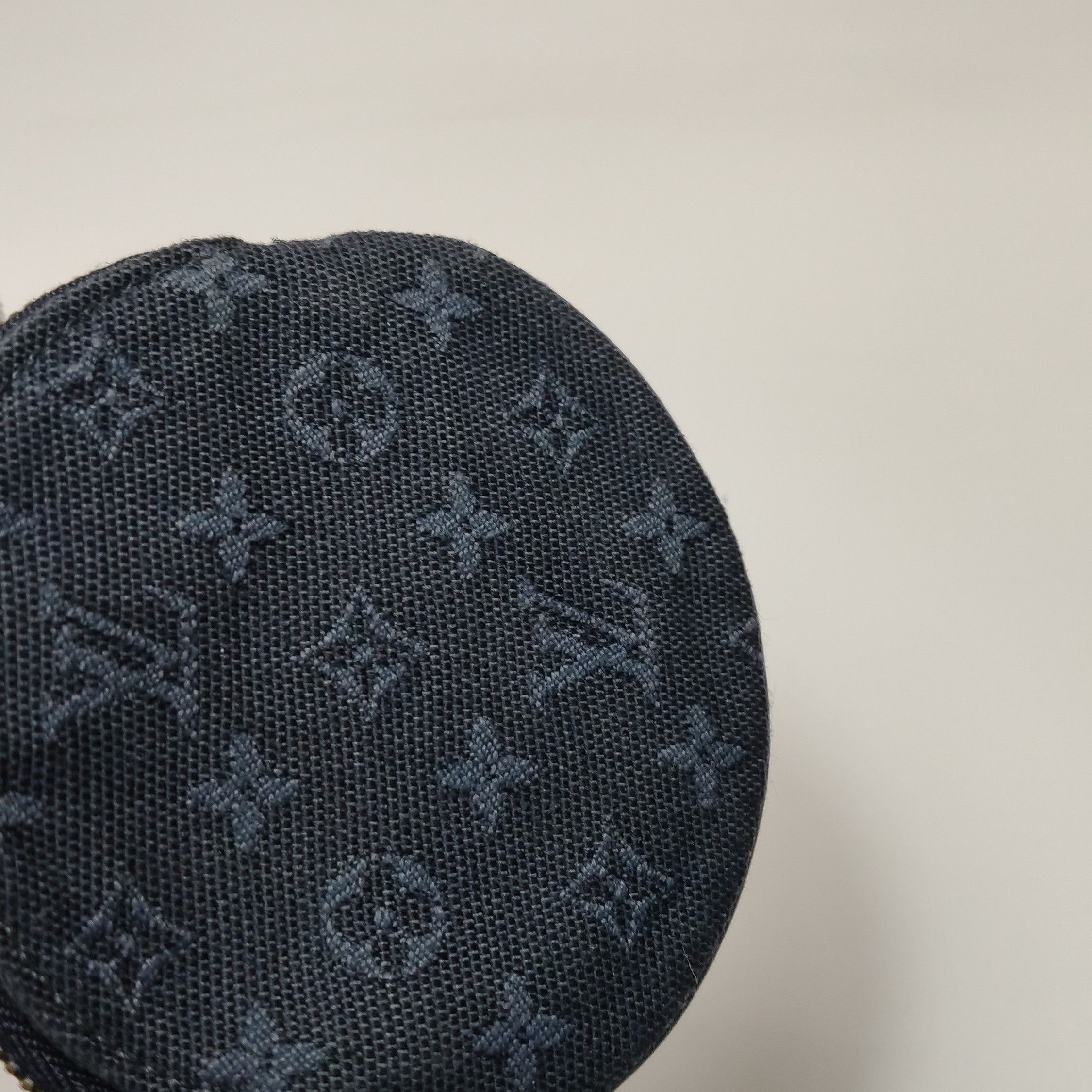 Louis Vuitton Louis Vuitton (LV) canvas monogram coin purse -y2506 Size ONE SIZE - 9 Thumbnail