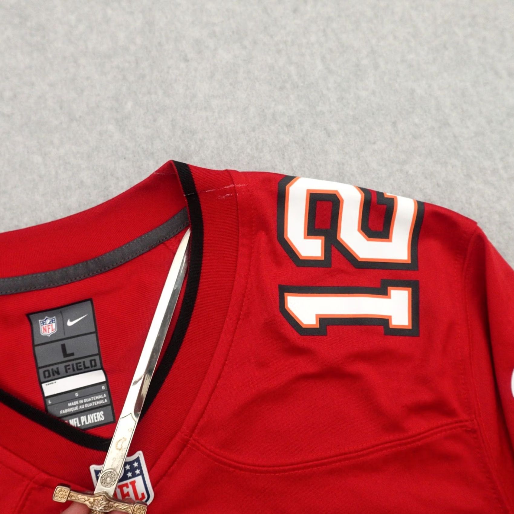 Nike Nike Tampa Bay Buccaneers Jersey Shirt Adult L Red Tom Brady 23X31 OnField NFL Nike MEASUREMENTS ARE PROVIDED IN PICTURES Size US L / EU 52-54 / 3 - 5 Thumbnail