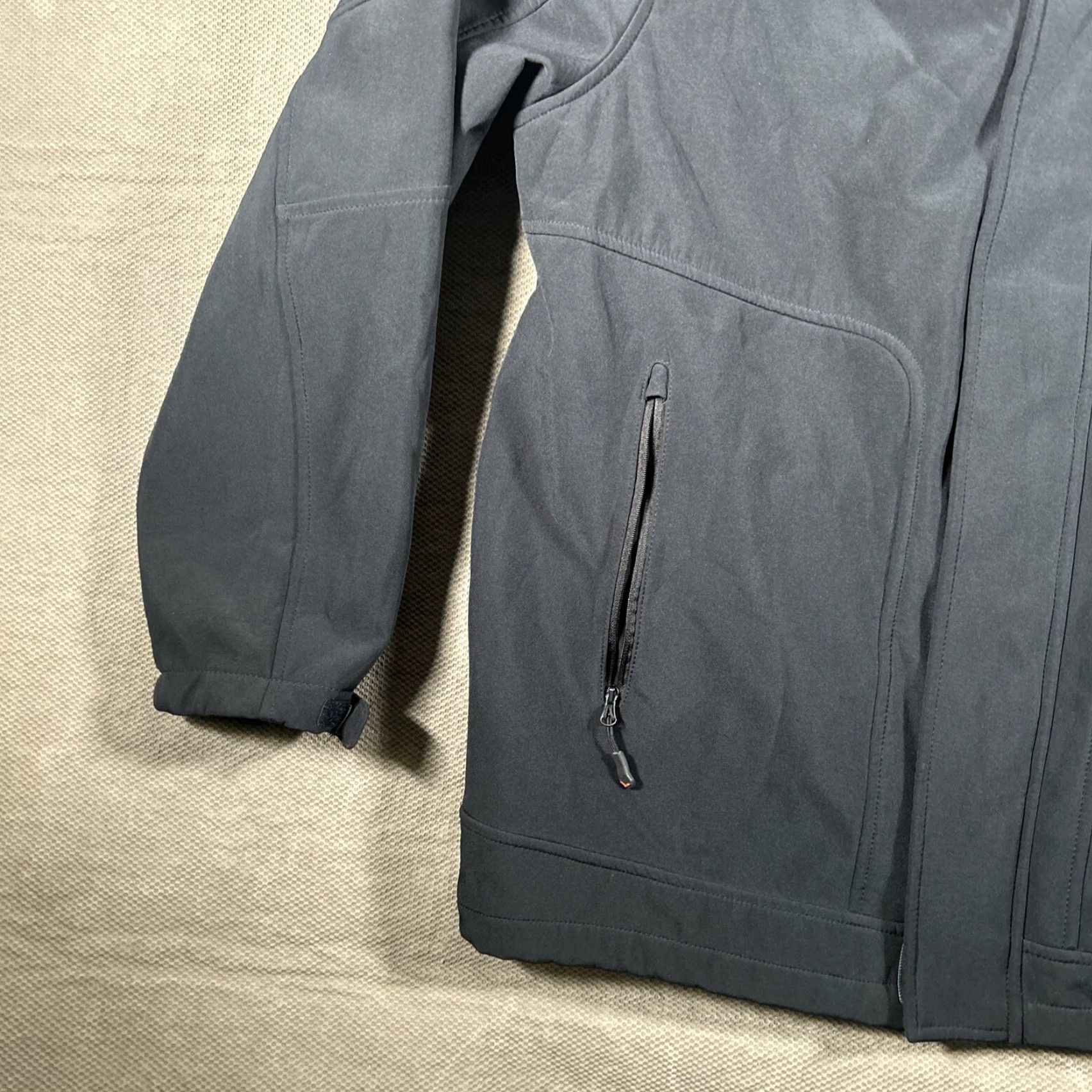 Vintage Hawke & Co Mens Medium Black Zip Pockets Hooded Jacket Sport Performance Windbreaker Size US M / EU 48-50 / 2 - 6 Thumbnail
