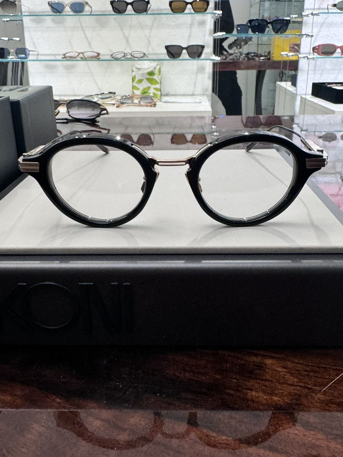 Akoni Akoni Copernico Sunglasses Size ONE SIZE - 1 Thumbnail