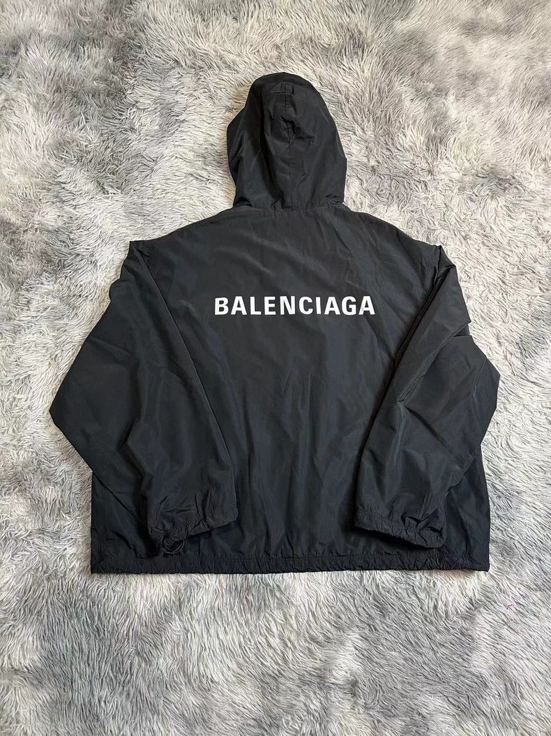 Balenciaga Balenciaga Logo coat behind Size US S / EU 44-46 / 1 - 2 Thumbnail