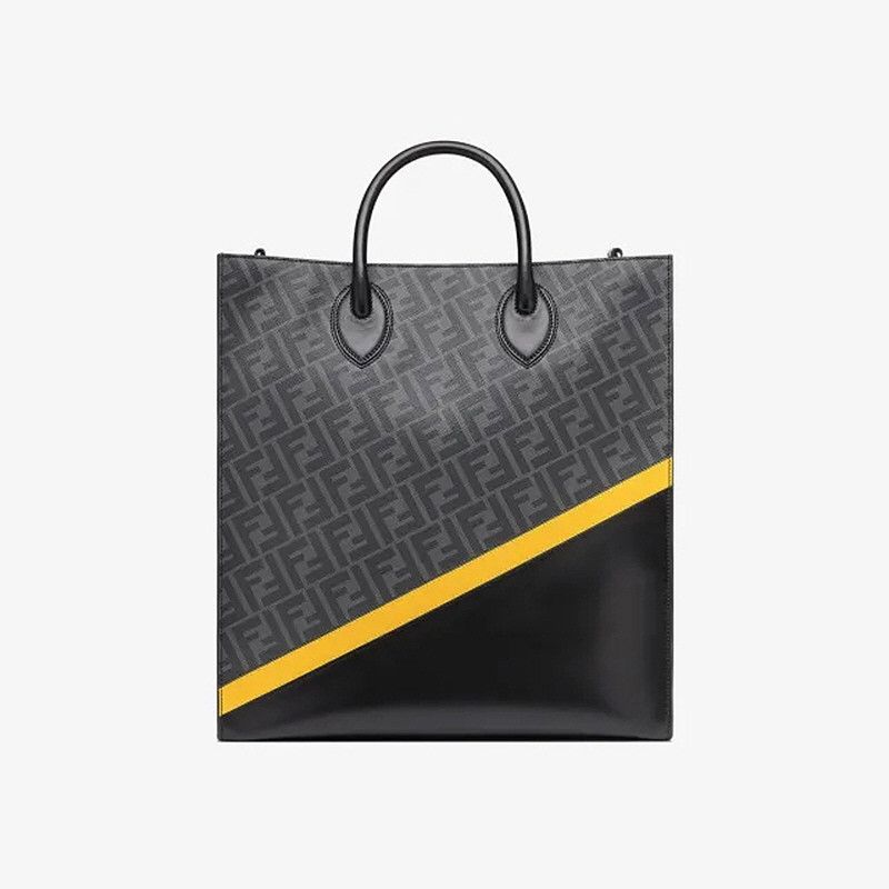 Fendi o1s1wg111224 Size: OS / Vertical Tote Bag in Black Size ONE SIZE - 1 Preview