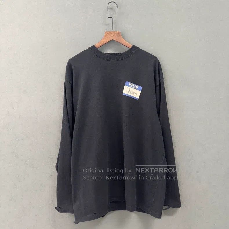 Balenciaga Balenciaga Signature Printed Destroyed Long Sleeve Size US M / EU 48-50 / 2 - 1 Thumbnail