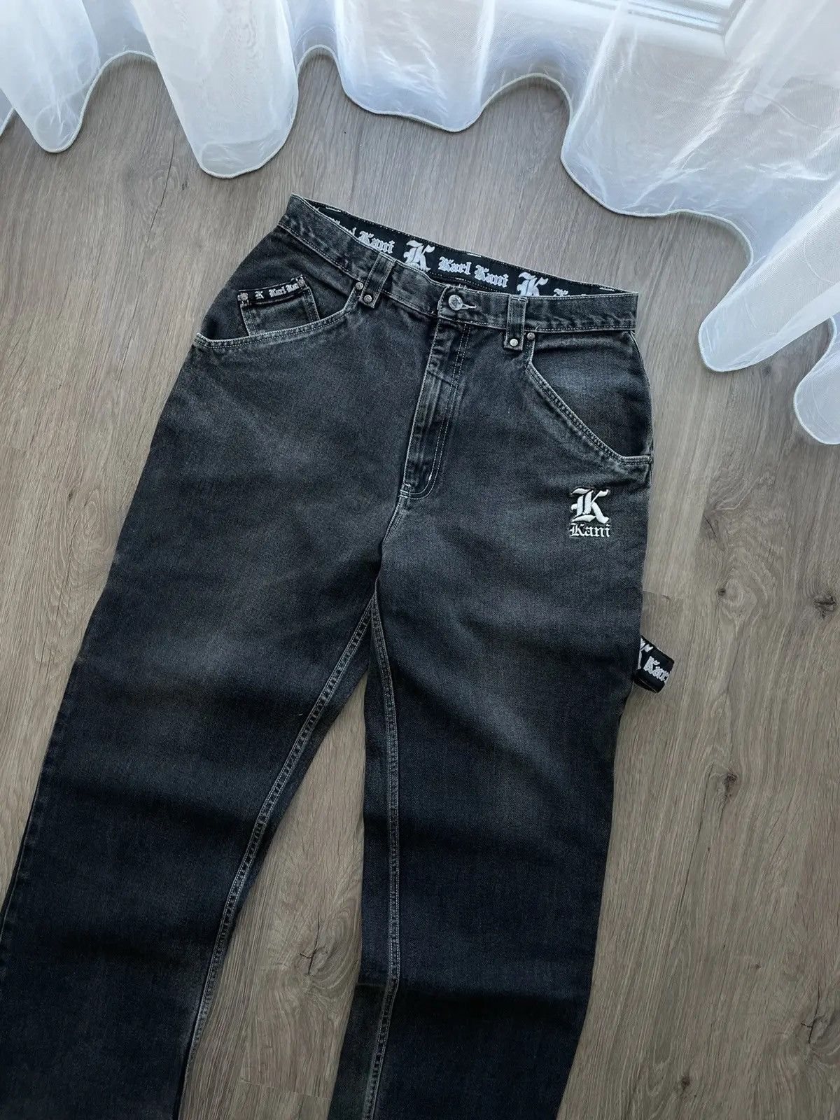 Karl Kani × Vintage Vintage Karl Kani Grey Big Logo Rap Pants Size US 34 / EU 50 - 9 Thumbnail