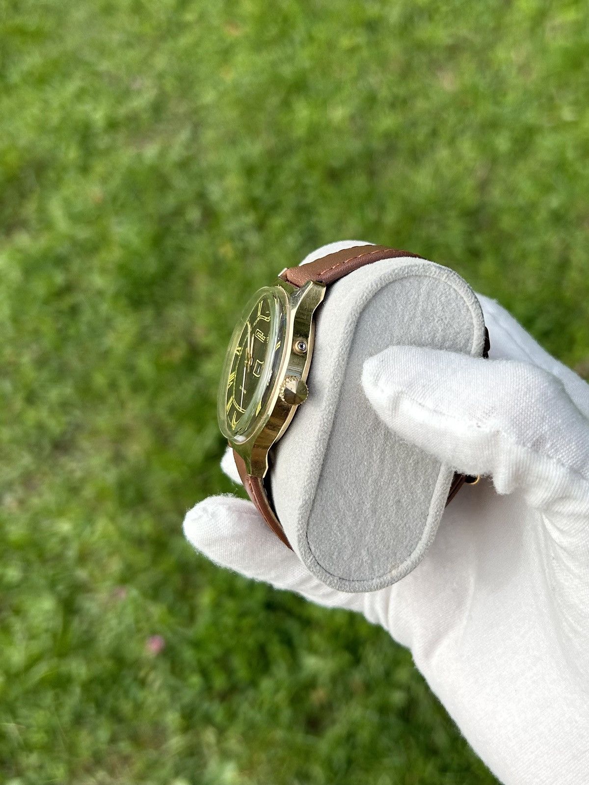 Vintage Vintage Watch Slava Mechanical Made in USSR Authentic 1980s Size ONE SIZE - 17 Thumbnail