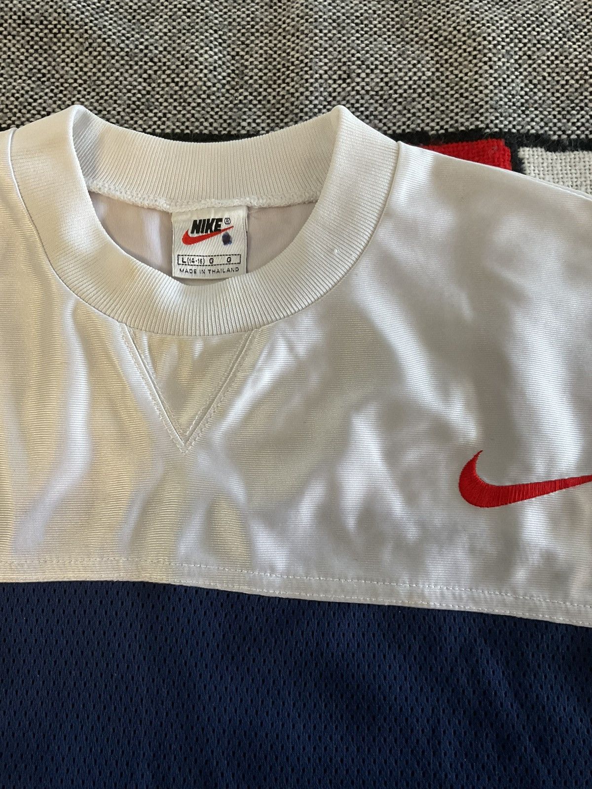 Nike Vintage Nike 3/4 sleeve jersey red tag Size US S / EU 44-46 / 1 - 3 Thumbnail