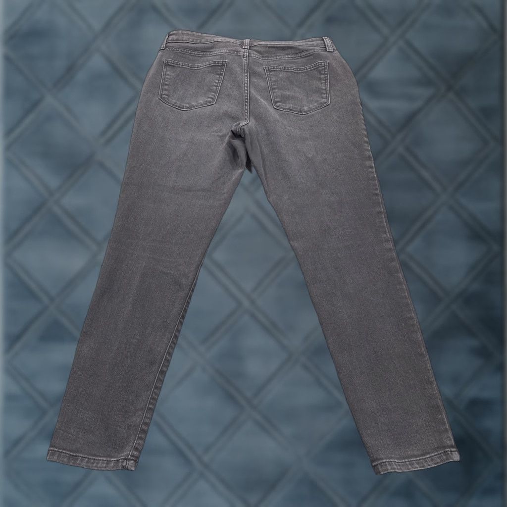 Vintage St. John's Bay Jeans Womens 14 Gray Charcoal Wash Skinny Slim Stretch Denim Jeans Size 36" / US 14 / IT 50 - 1 Thumbnail