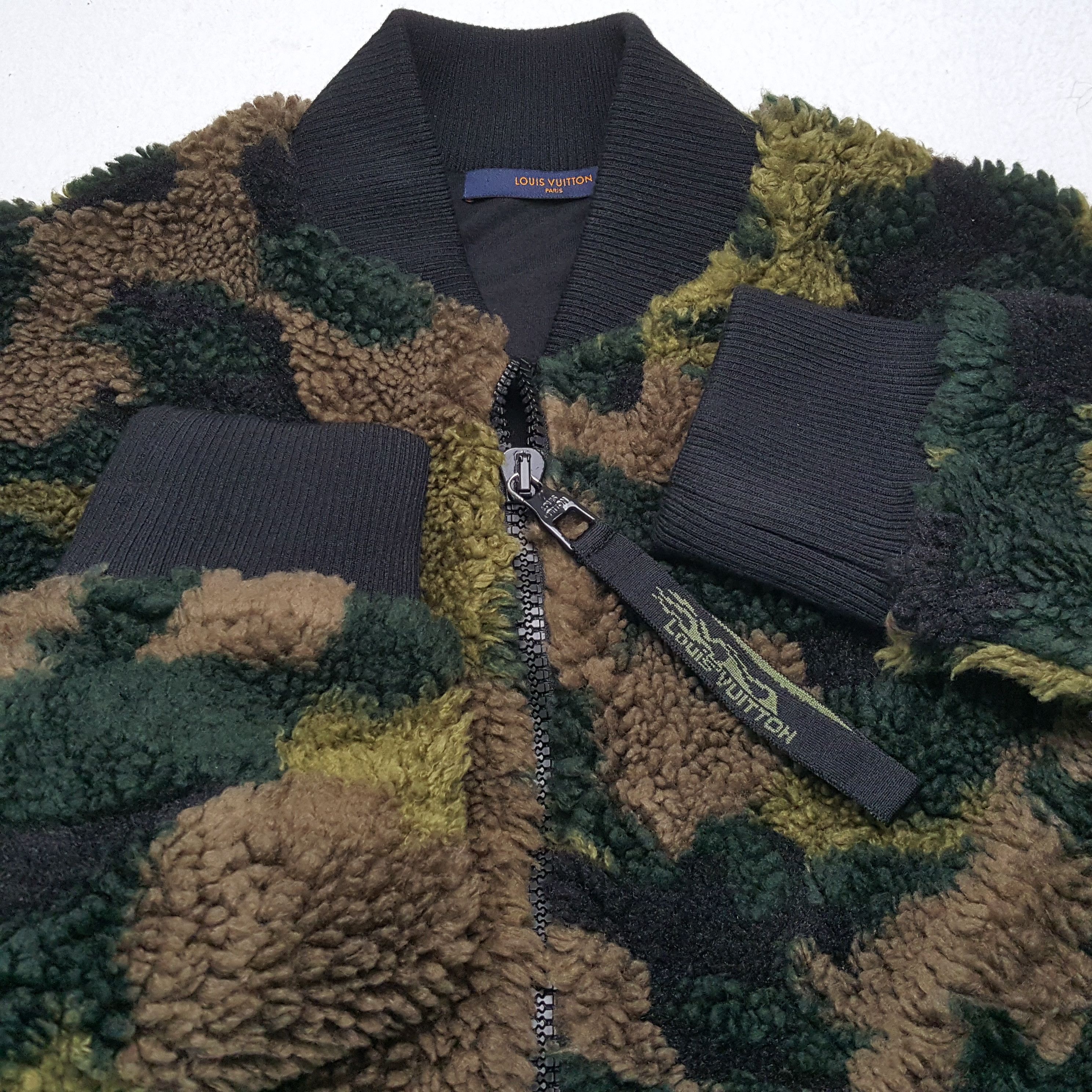 Louis Vuitton Vintage Louis Vutton Italian Fashion Brand Sherpa Jacket Size US M / EU 48-50 / 2 - 15 Thumbnail