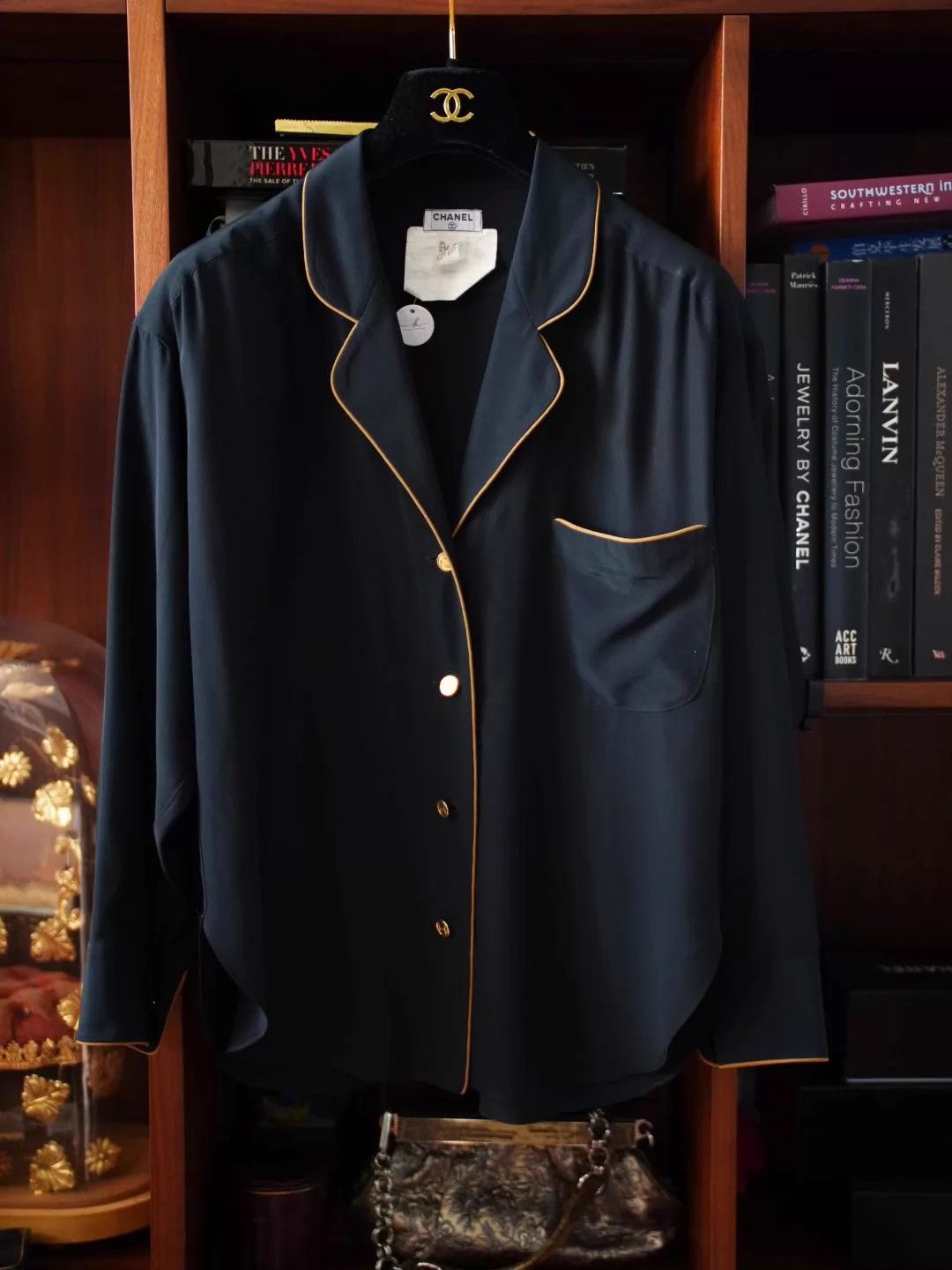 Chanel Chanel Vintage Silk Matte Black Contrast Trim Collar Shirt Size XS / US 0-2 / IT 36-38 - 5 Thumbnail