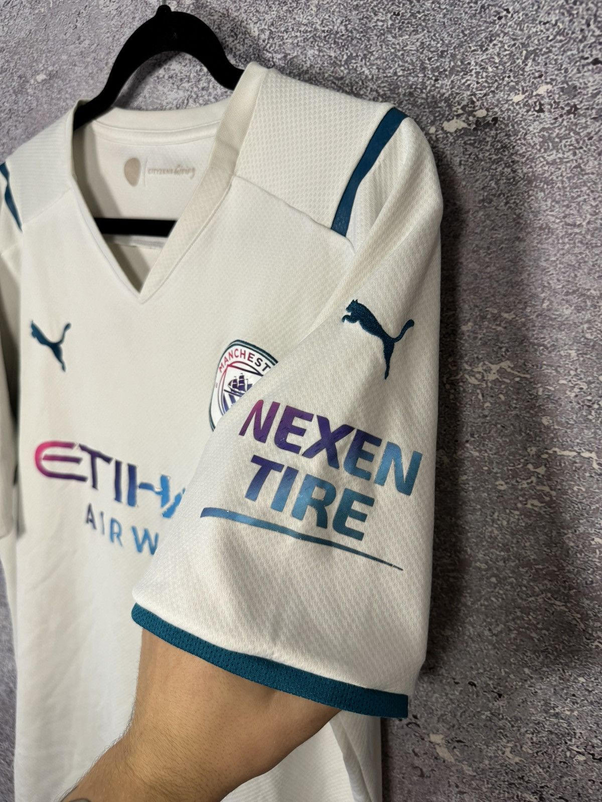Puma × Vintage Manchester City 2021/22 Away Puma Soccer Jersey XL size Size US XL / EU 56 / 4 - 7 Thumbnail