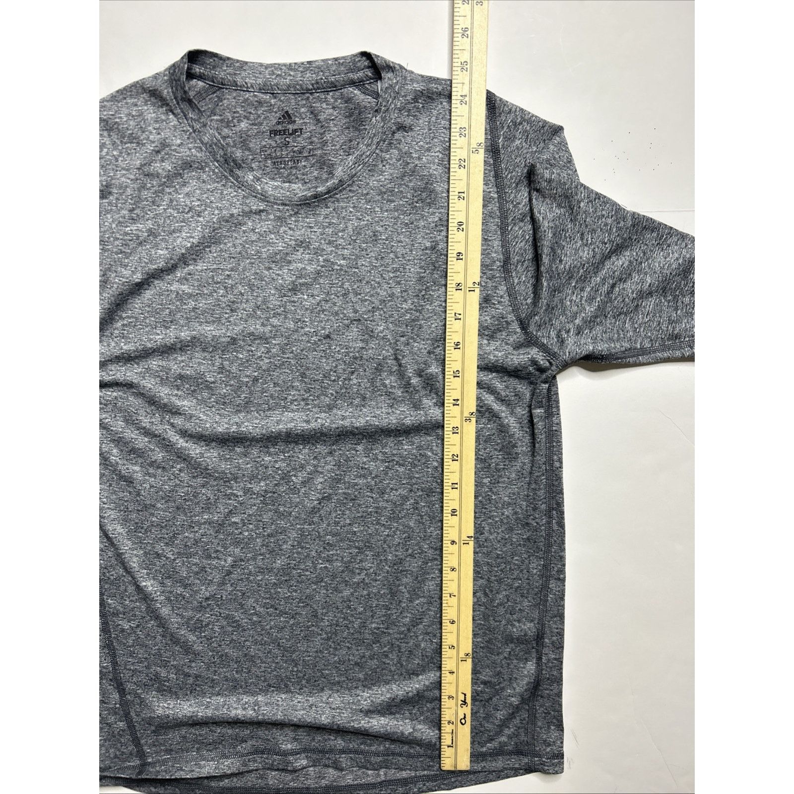 Adidas Adidas T-Shirt Freelift Gray Activewear Men Size Medium Size US M / EU 48-50 / 2 - 9 Thumbnail