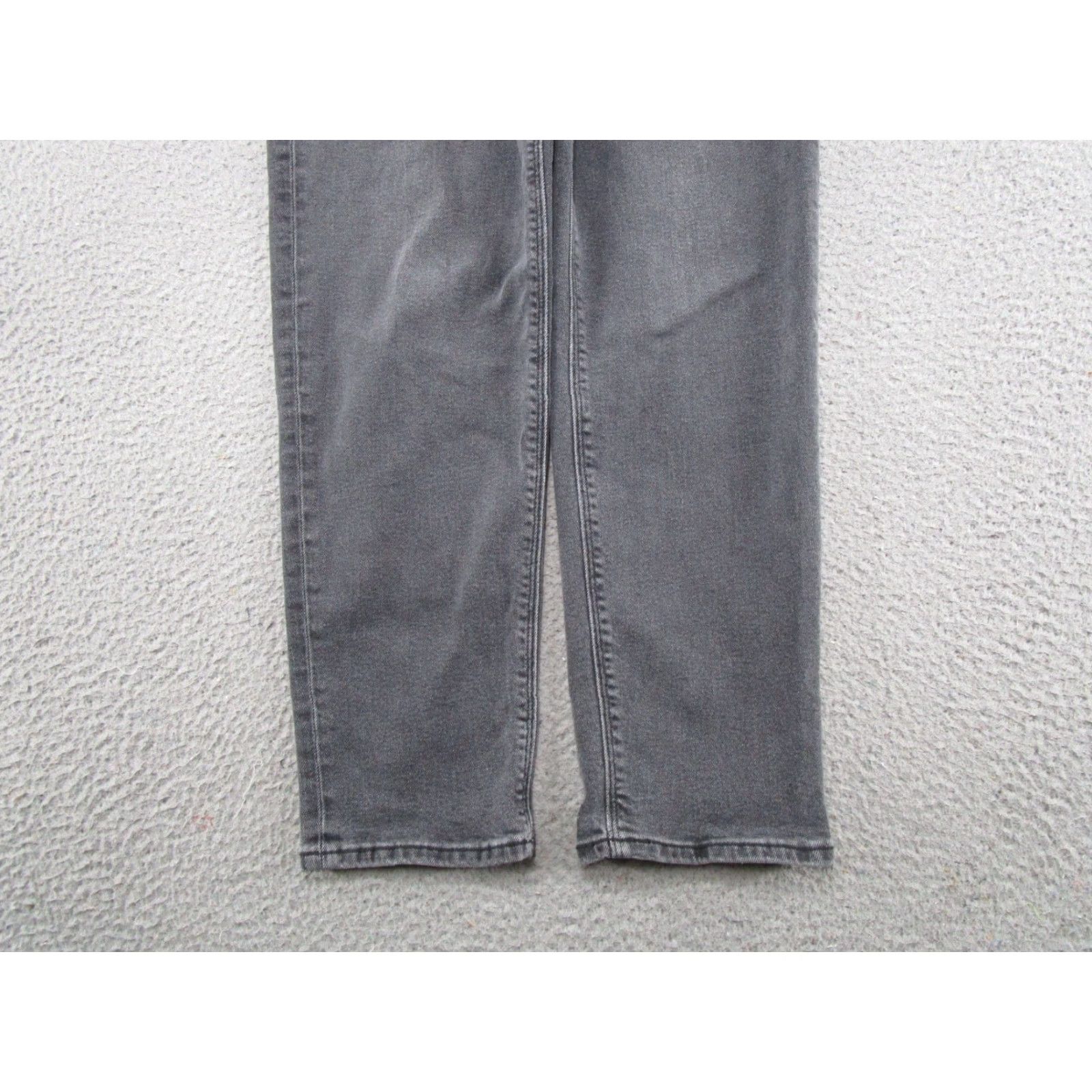 American Eagle Outfitters American Eagle Outfitters Jeans Womens Size 6 Black Stretch Denim High Rise Mom Size 28" / US 6 / IT 42 - 2 Thumbnail