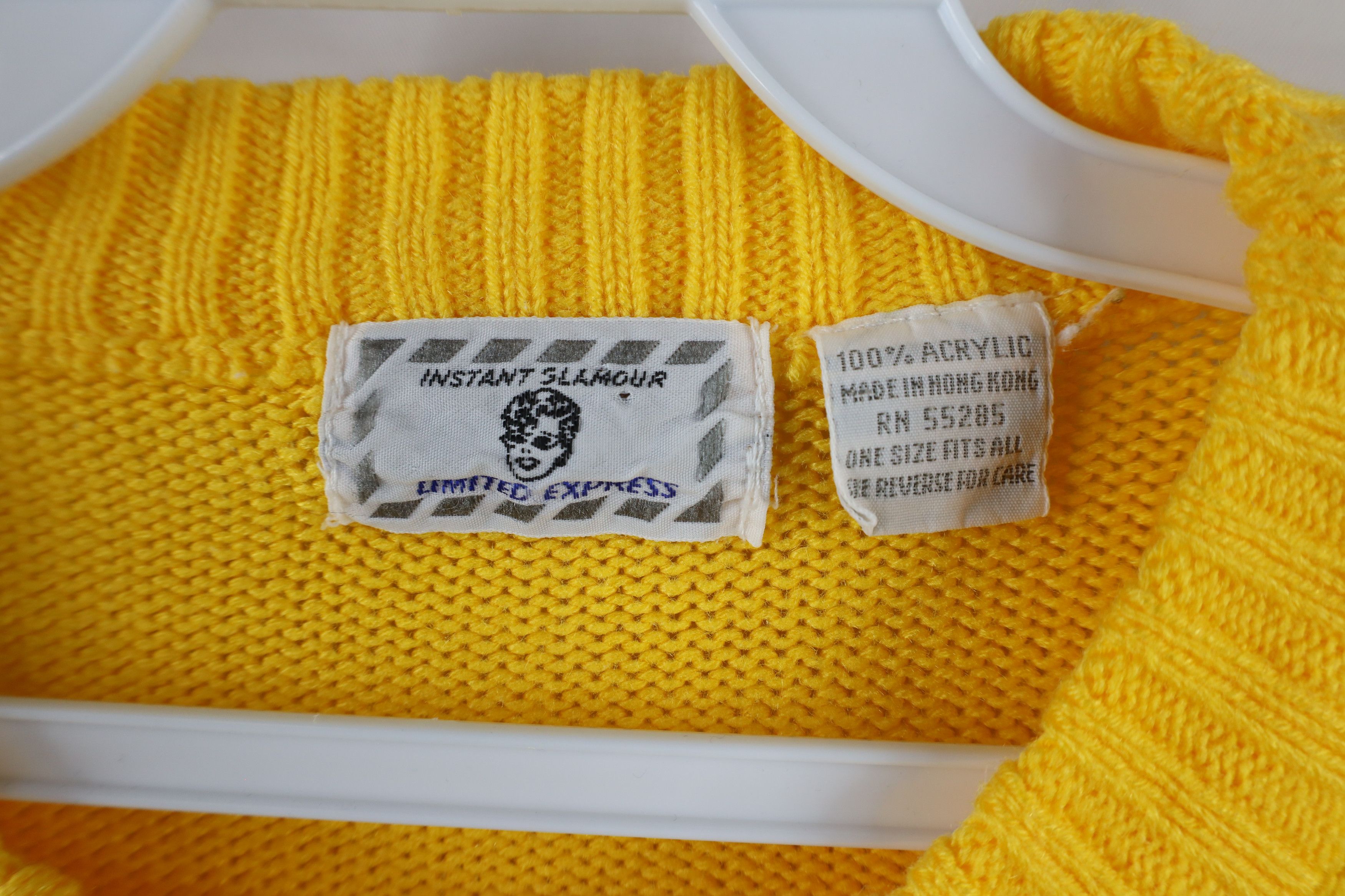Vintage Vintage 90s Streetwear Knit Short Sleeve Sweater Yellow Size ONE SIZE - 5 Thumbnail