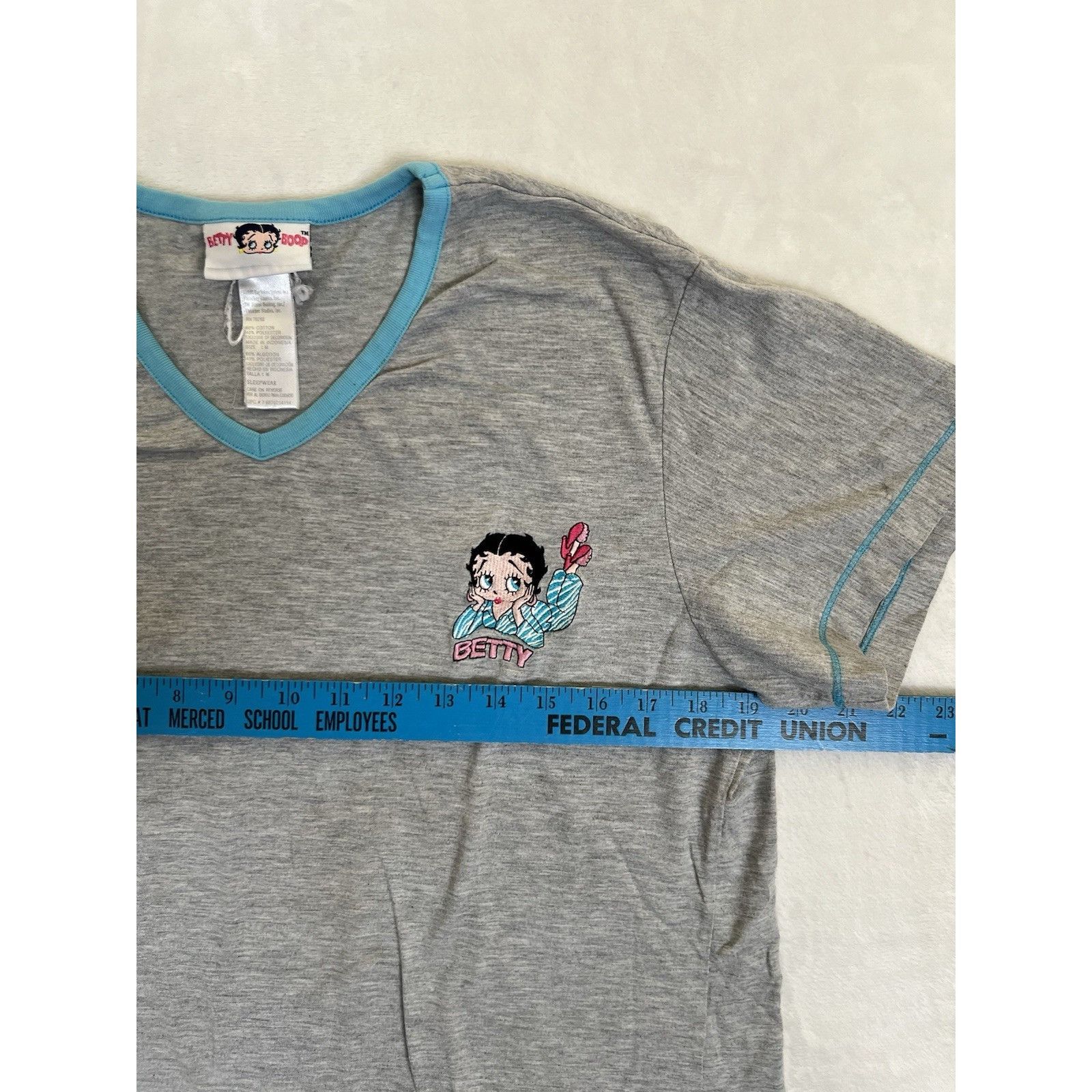 Other Vintage Betty Boop V-Neck T-Shirt Women’s Size Medium Gray E Size M / US 6-8 / IT 42-44 - 4 Thumbnail